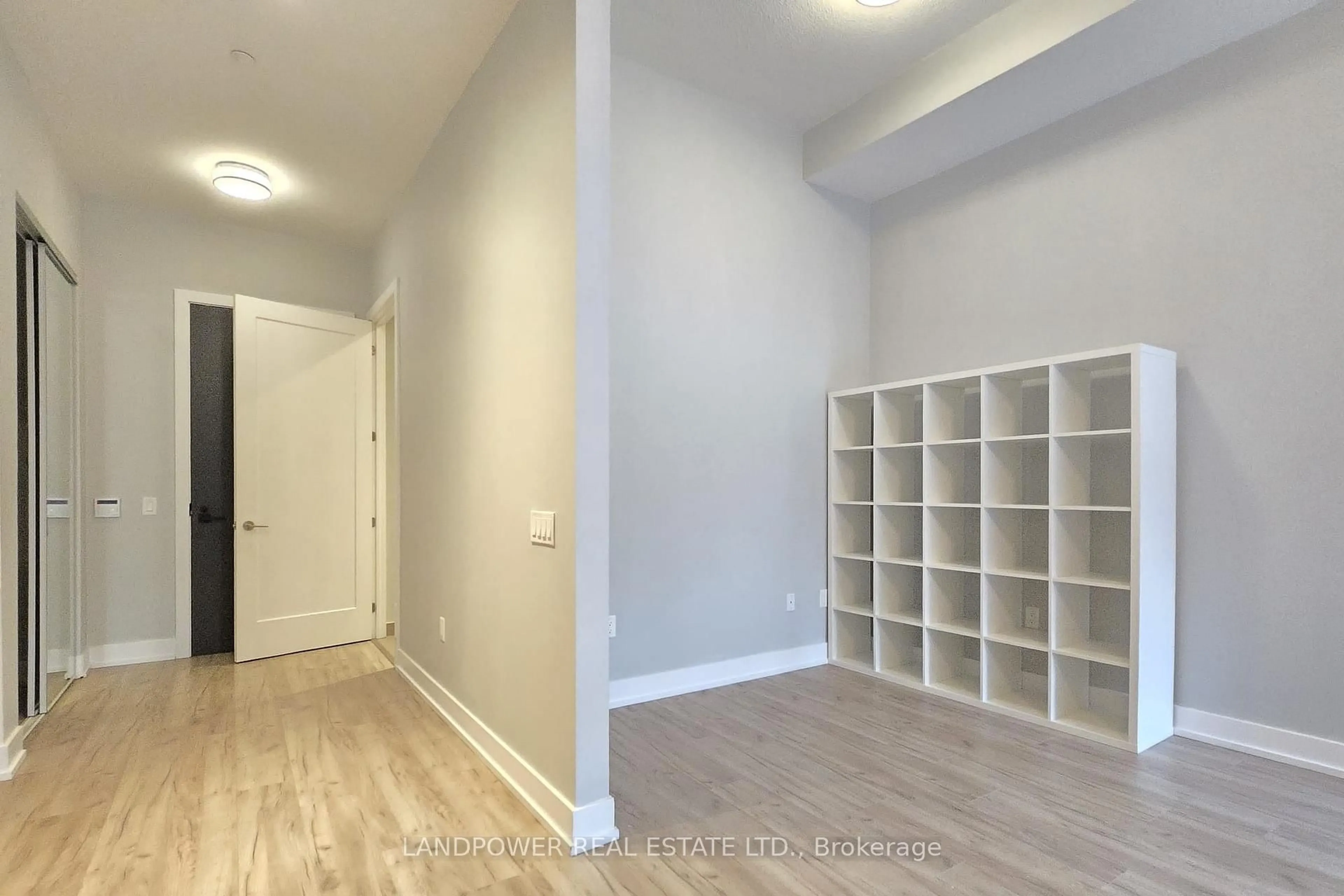 Storage room or clothes room or walk-in closet for 25 Adra Grado Way #258, Toronto Ontario M2J 0H6