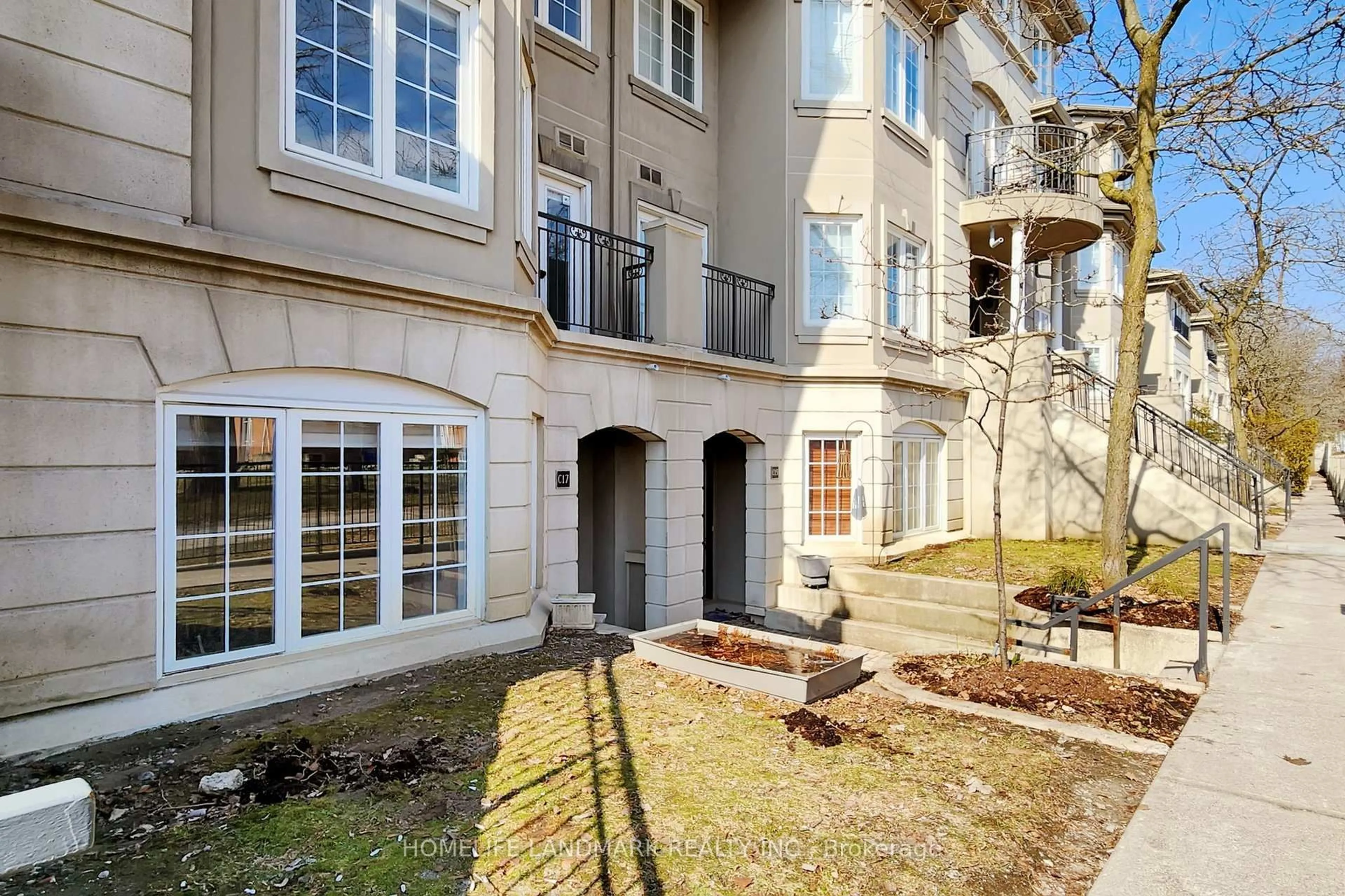 Patio, street for 108 Finch Ave #C17, Toronto Ontario M2N 6W6