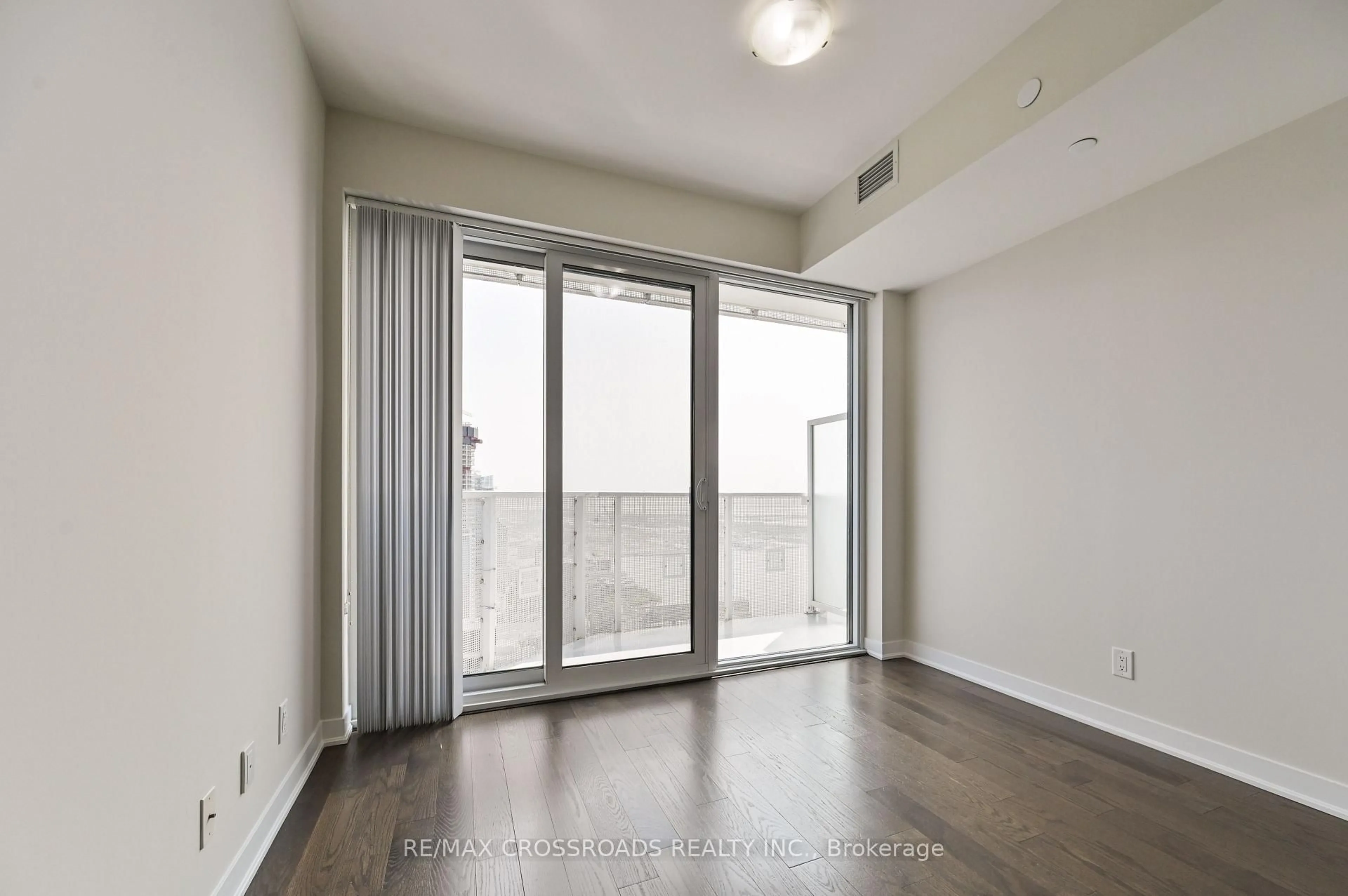 A pic of a room for 88 Harbour St #6805, Toronto Ontario M5J 0C3