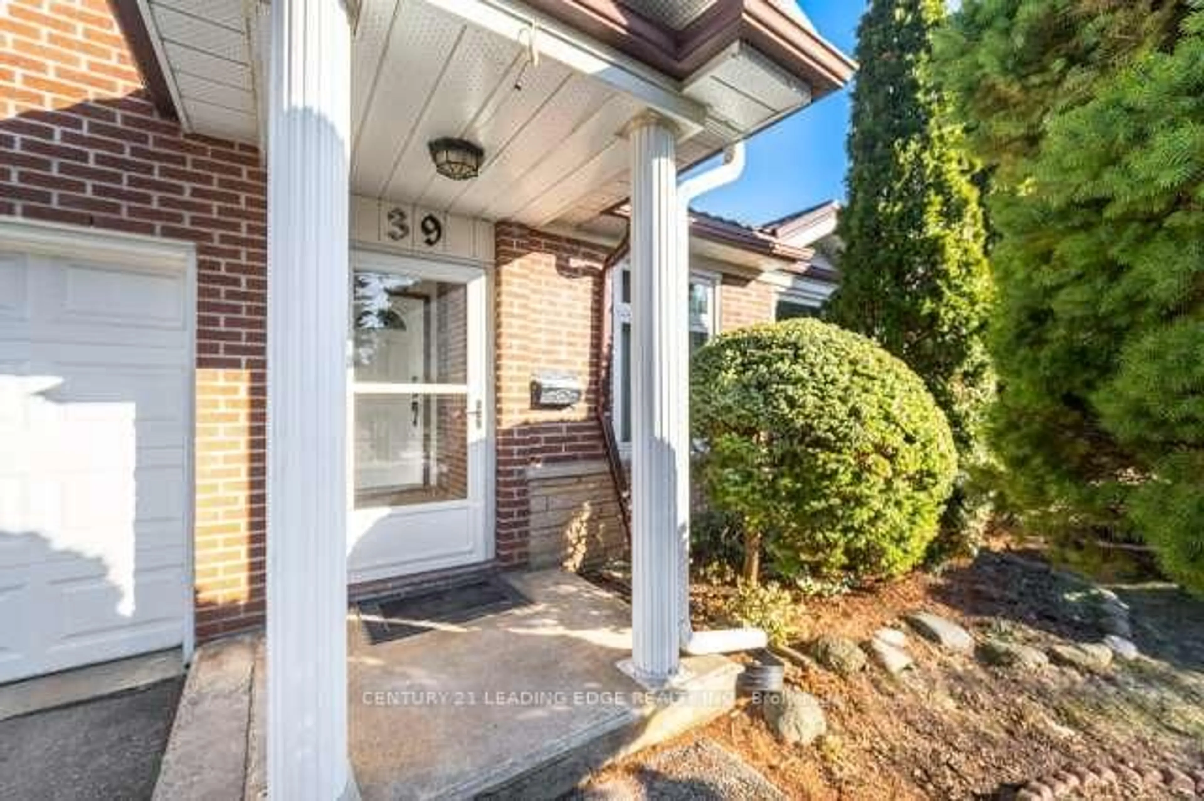 Unknown for 39 Deerford Rd, Toronto Ontario M2J 3H9