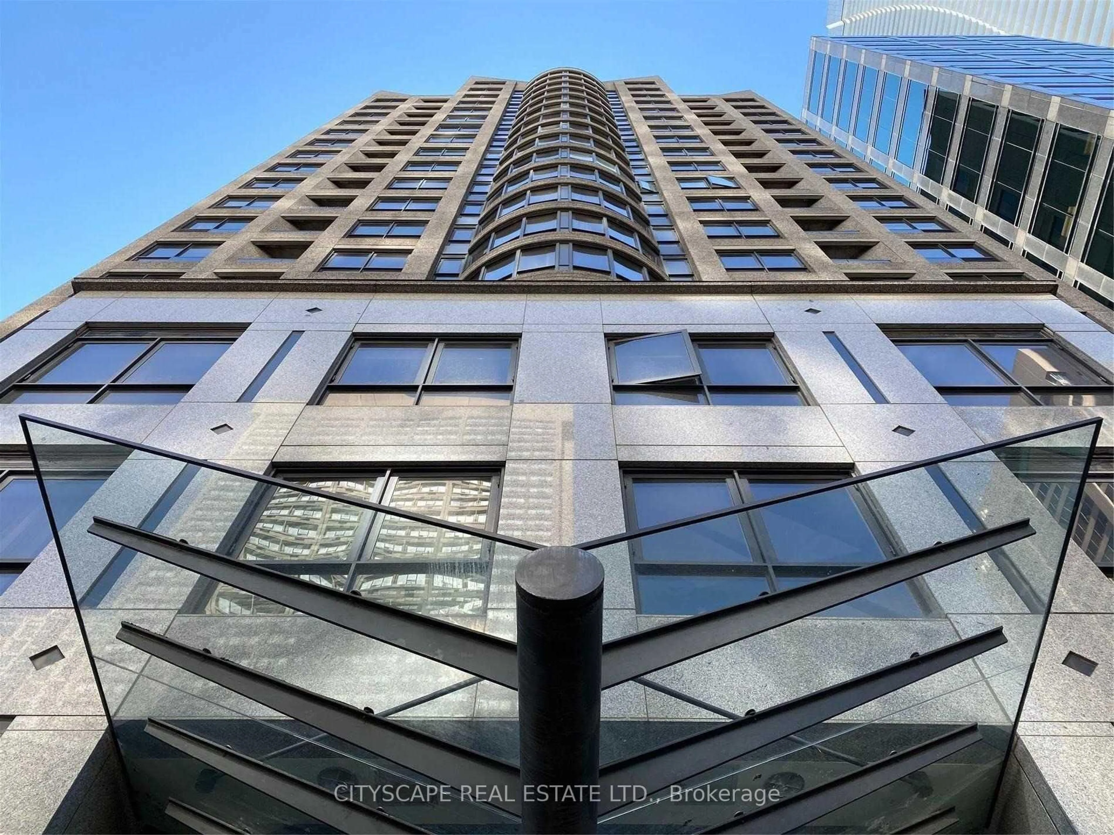 Unknown for 55 Bloor St #Lph8, Toronto Ontario M4W 3W6