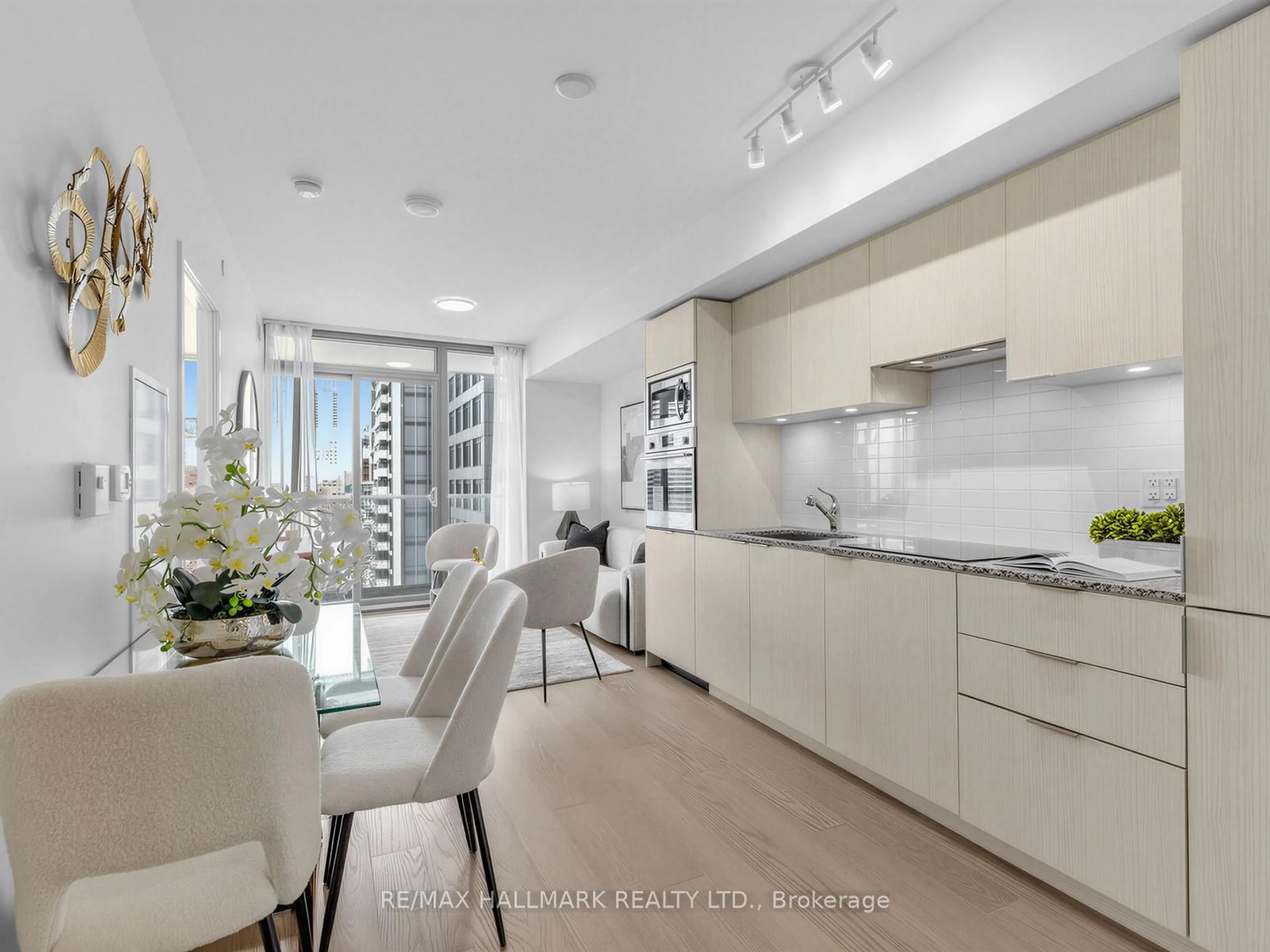 Open concept kitchen, unknown for 11 Wellesley St #3909, Toronto Ontario M4Y 0G4