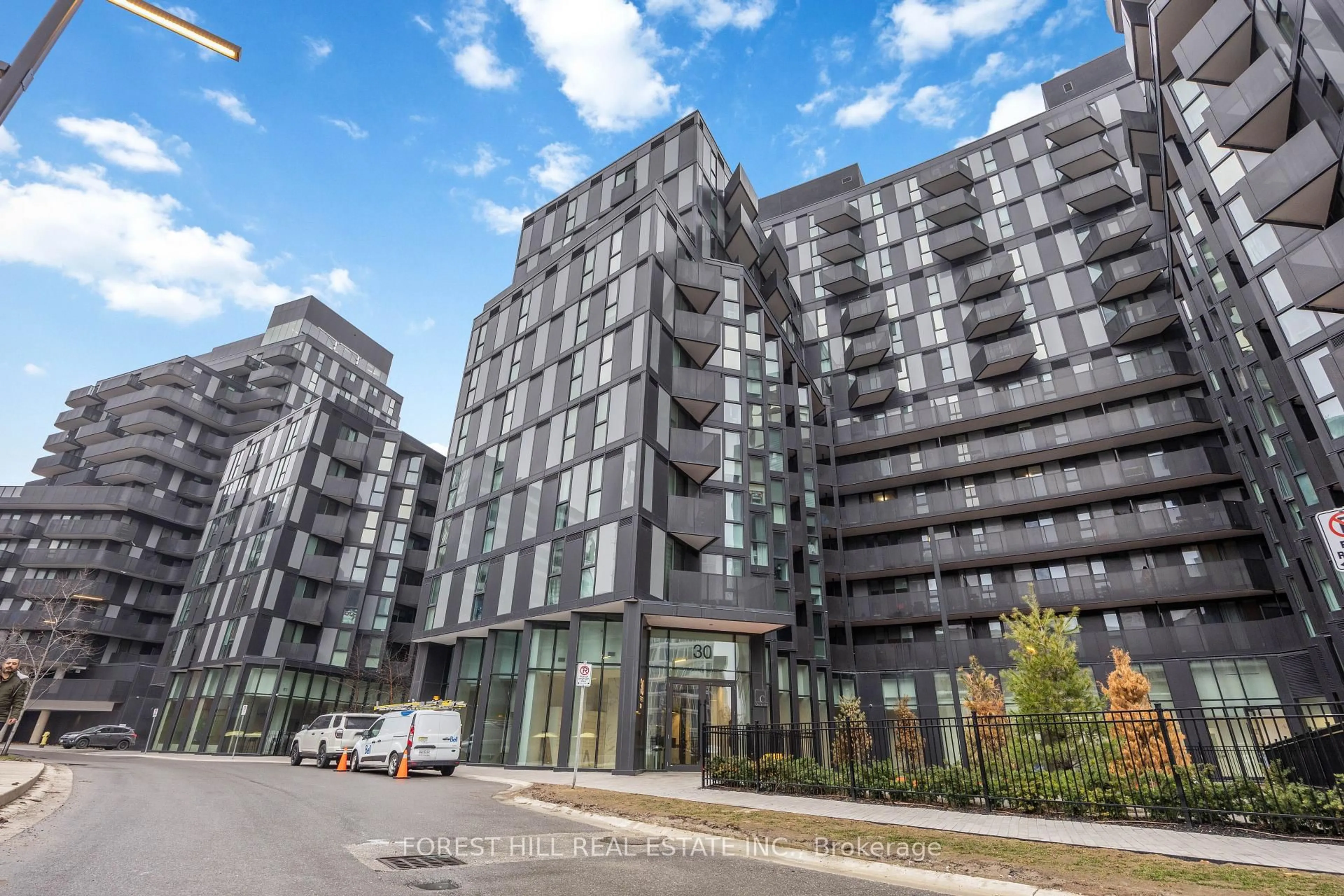 Unknown for 30 Tretti Way #1010, Toronto Ontario M3H 0E3