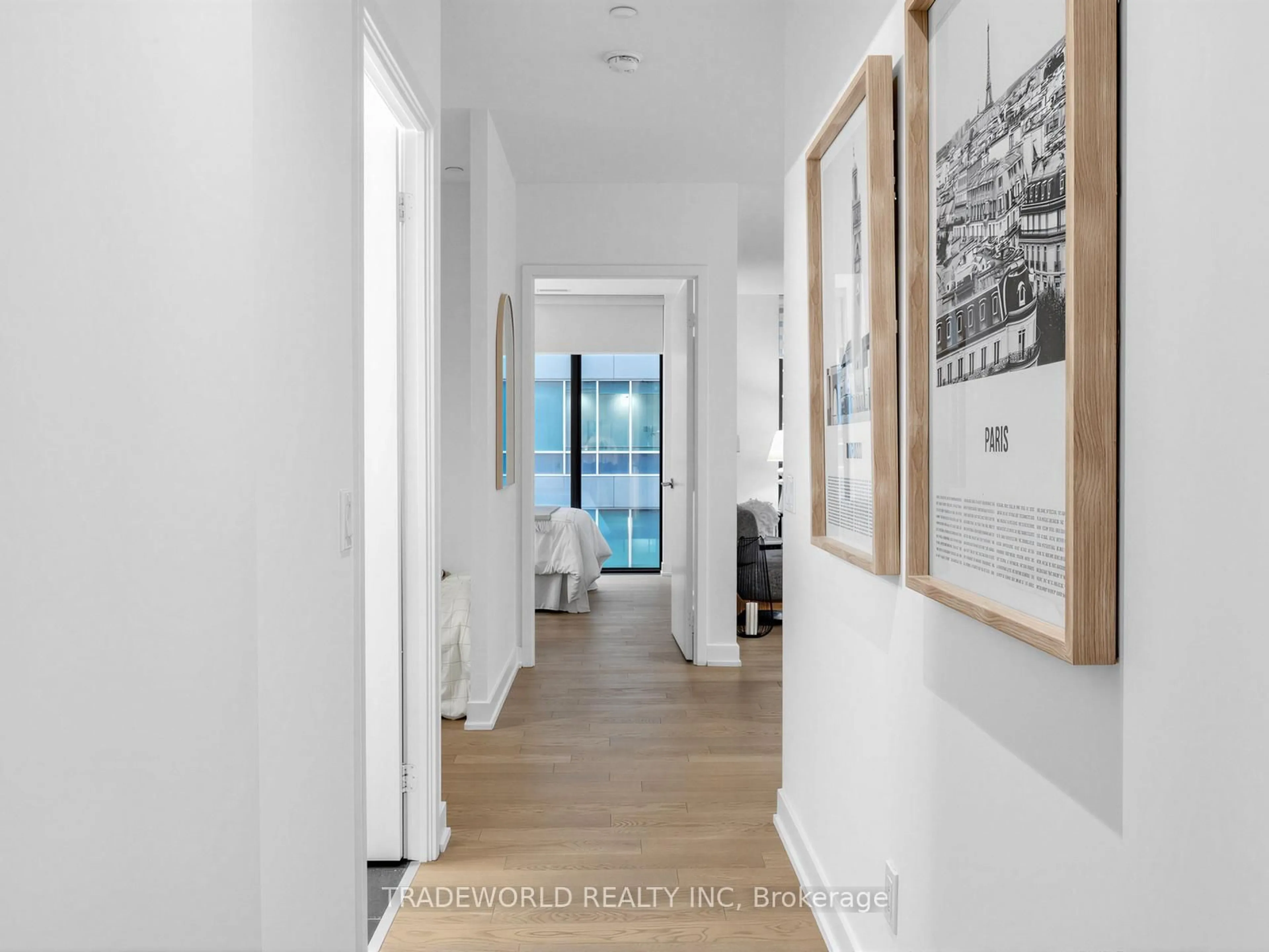 Indoor entryway for 25 Richmond St #206, Toronto Ontario M5C 0A6