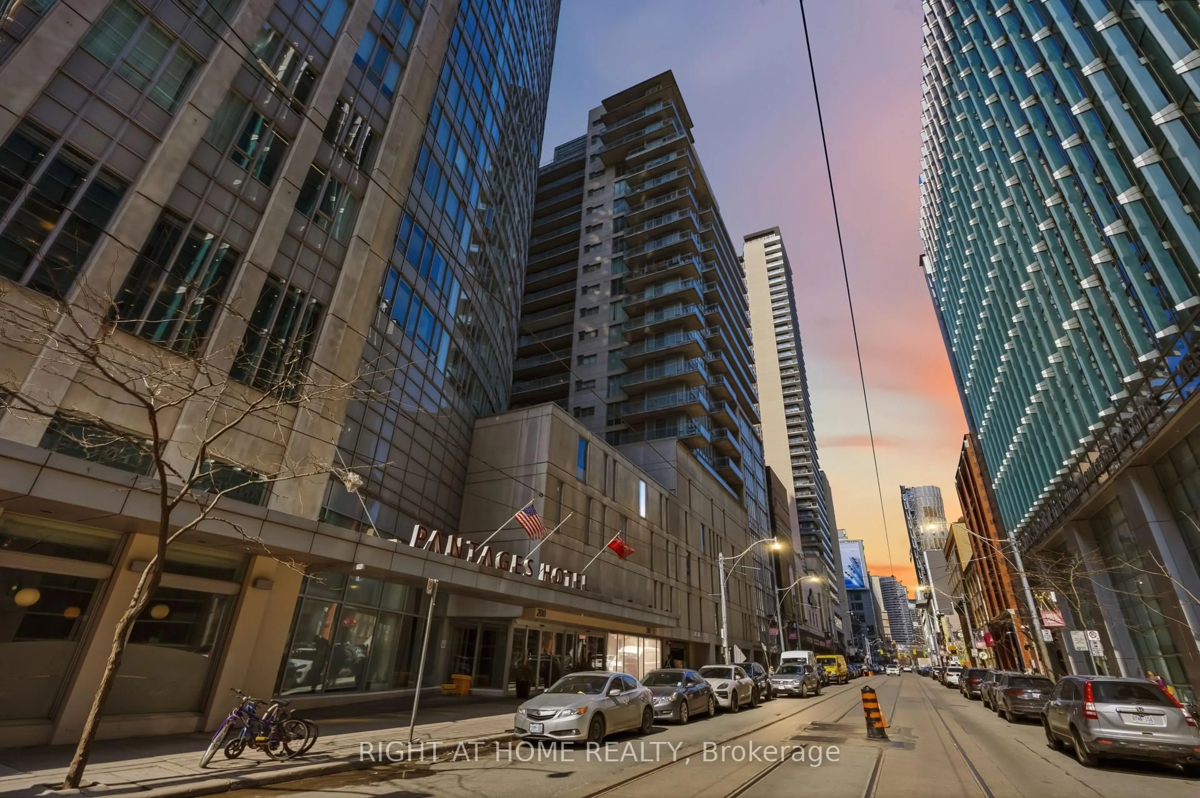 Unknown for 210 Victoria St #4106, Toronto Ontario M5B 2R3