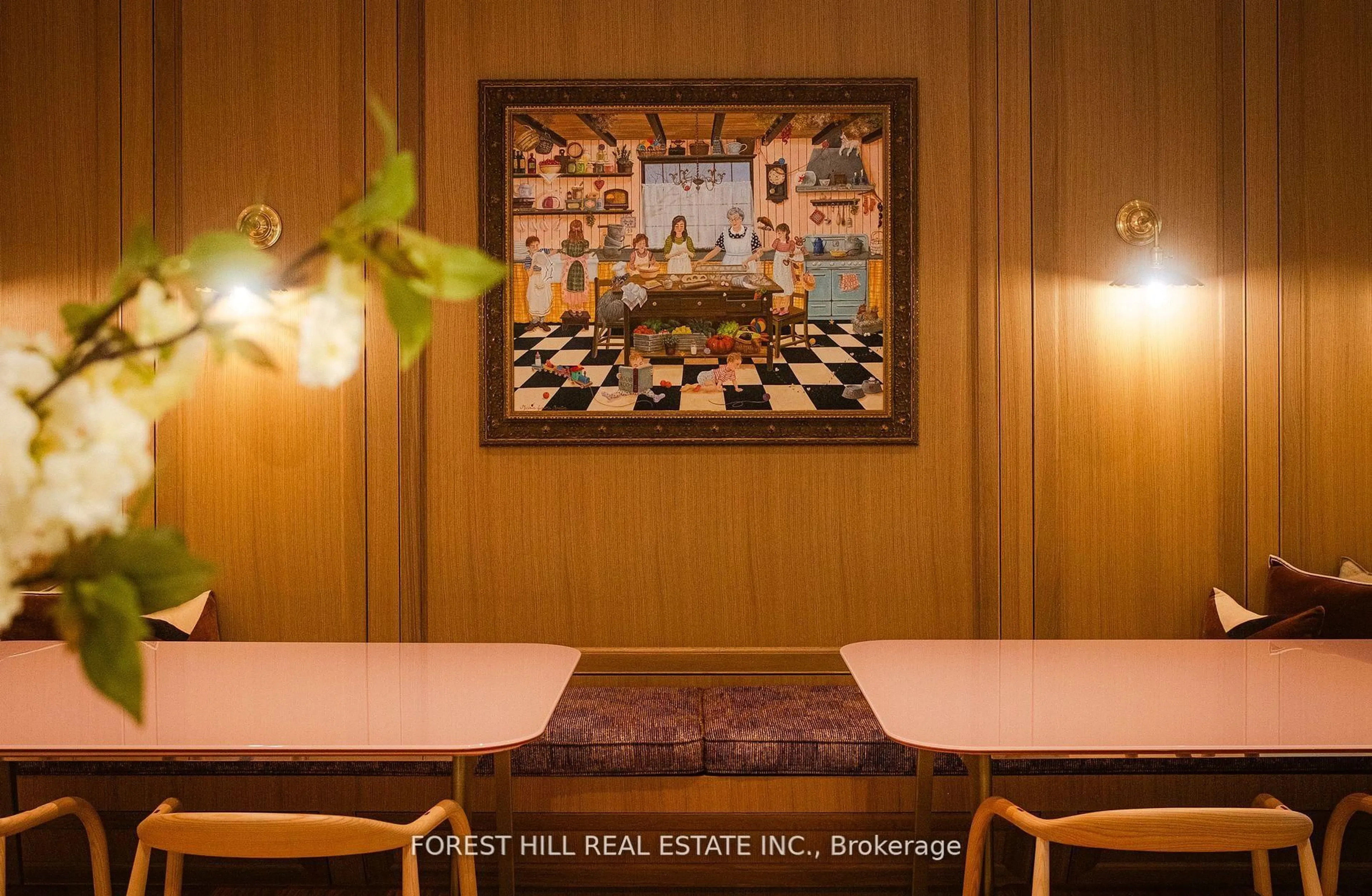 Dining room, unknown for 221 Forest Hill Rd, Toronto Ontario M5P 2N3