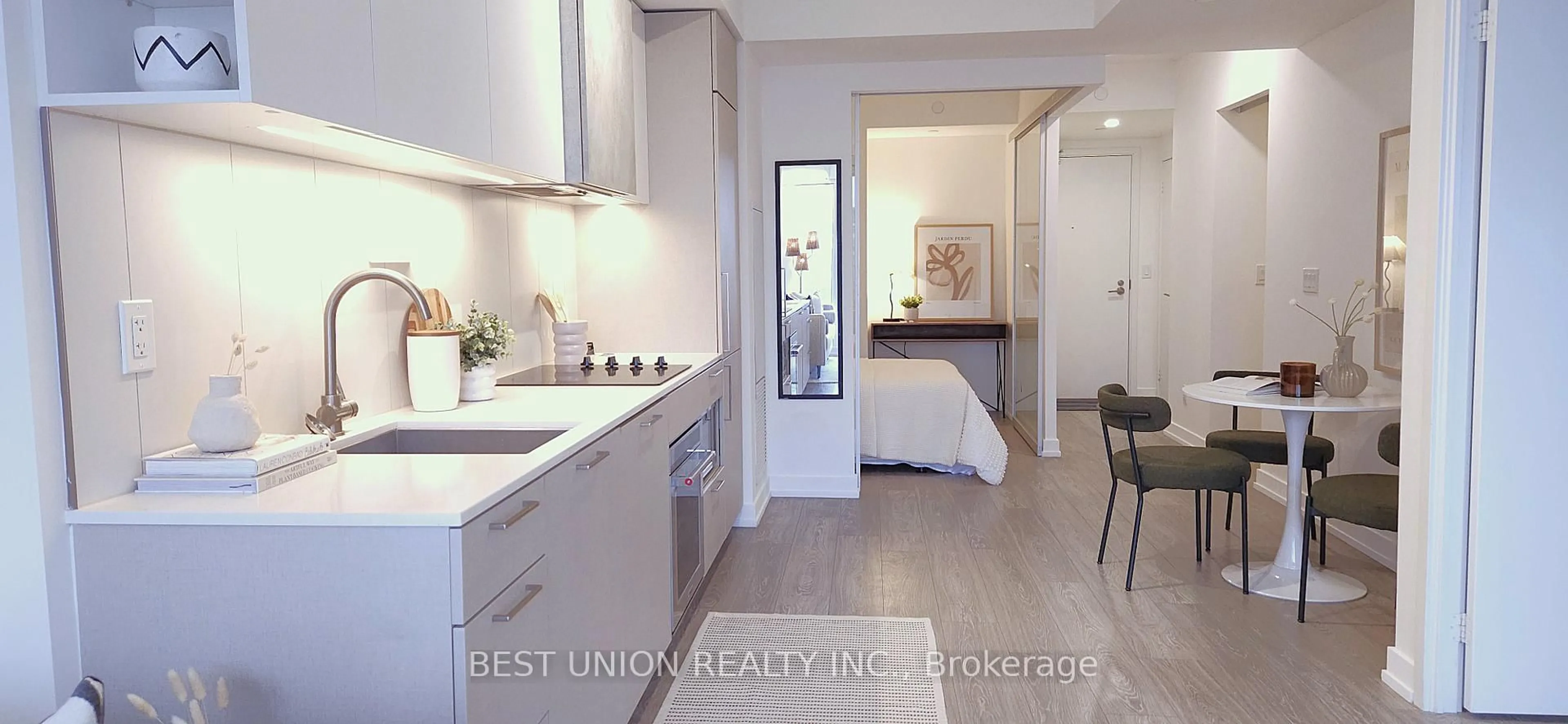 Unknown for 19 Western Battery Rd #1210, Toronto Ontario M6K 0E3