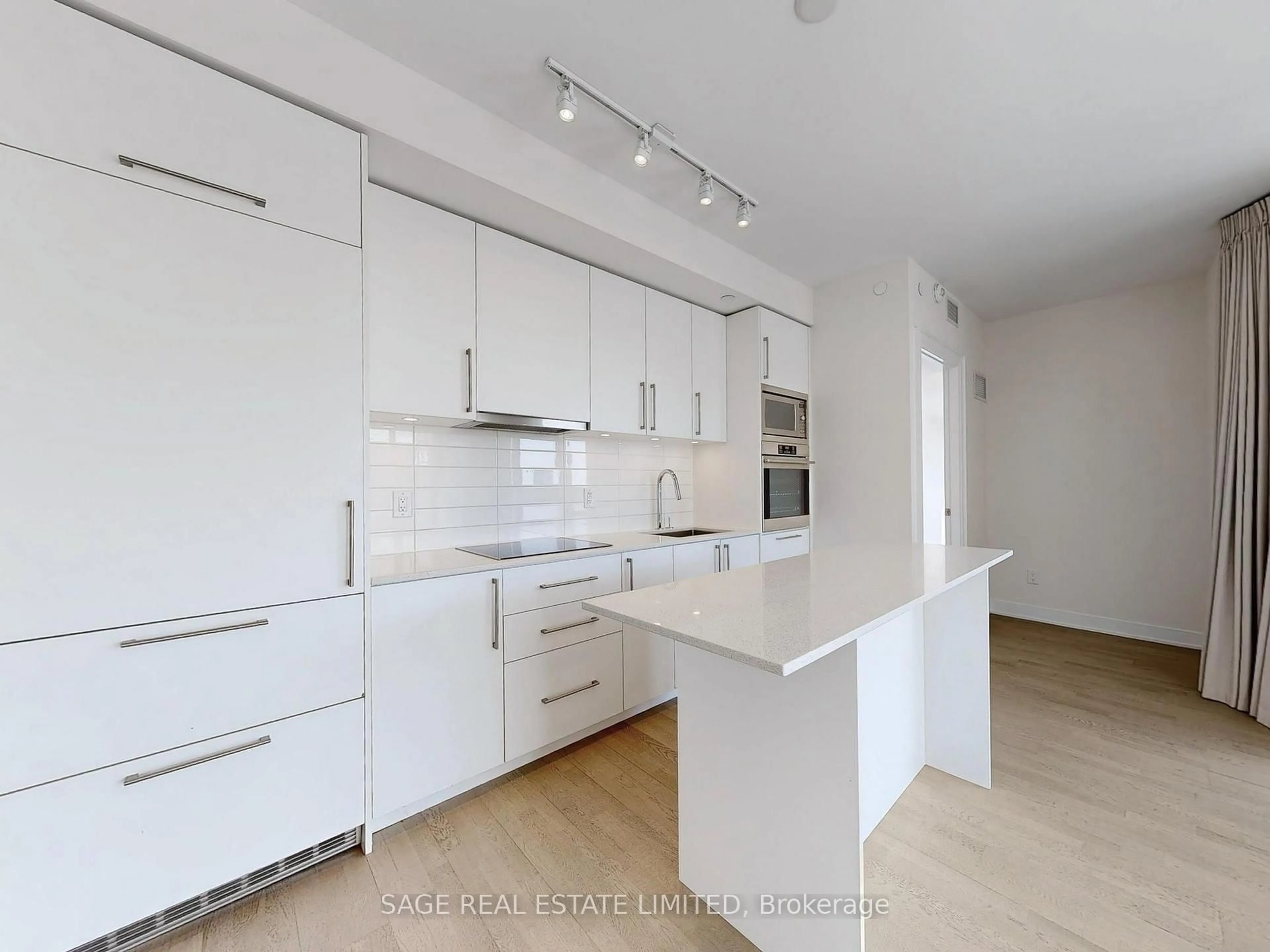 Open concept kitchen, unknown for 88 Cumberland St #2102, Toronto Ontario M5R 1A3
