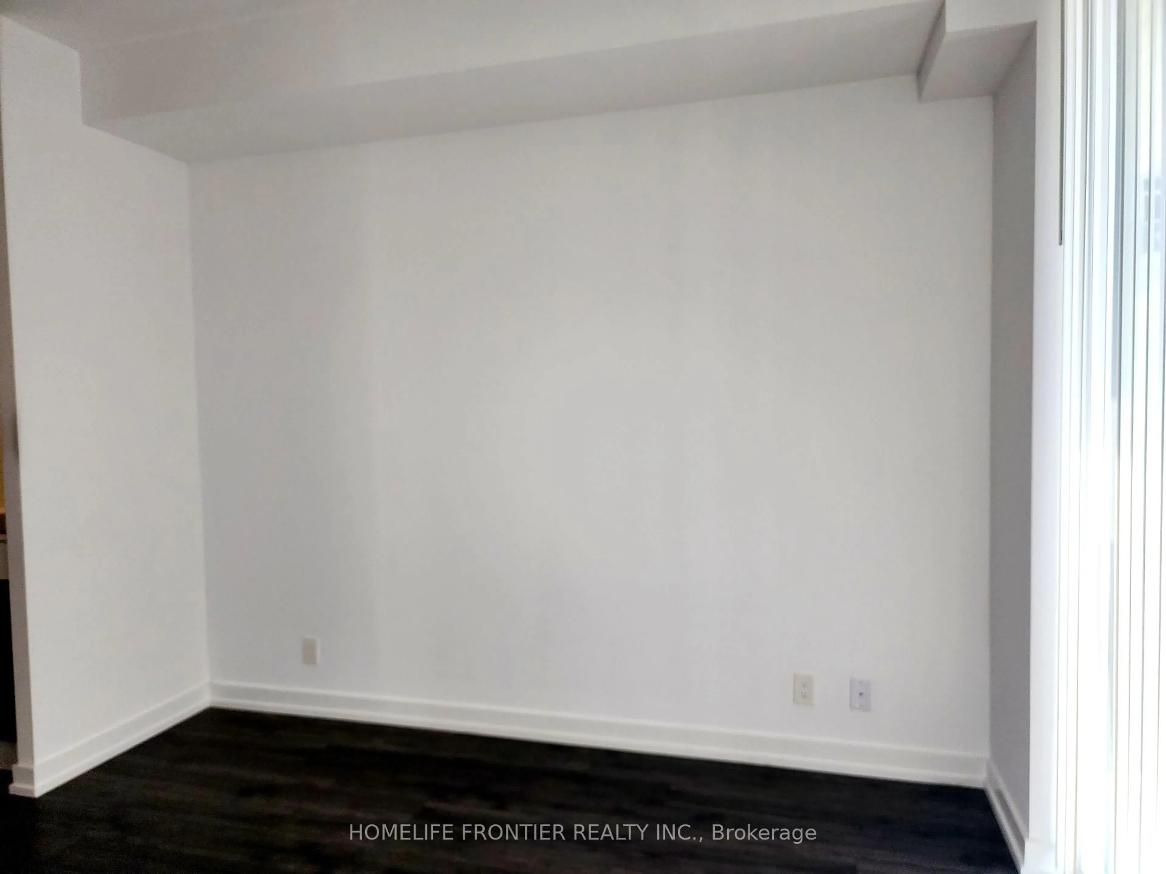 A pic of a room for 33 Helendale Ave #717, Toronto Ontario M4R 1C5