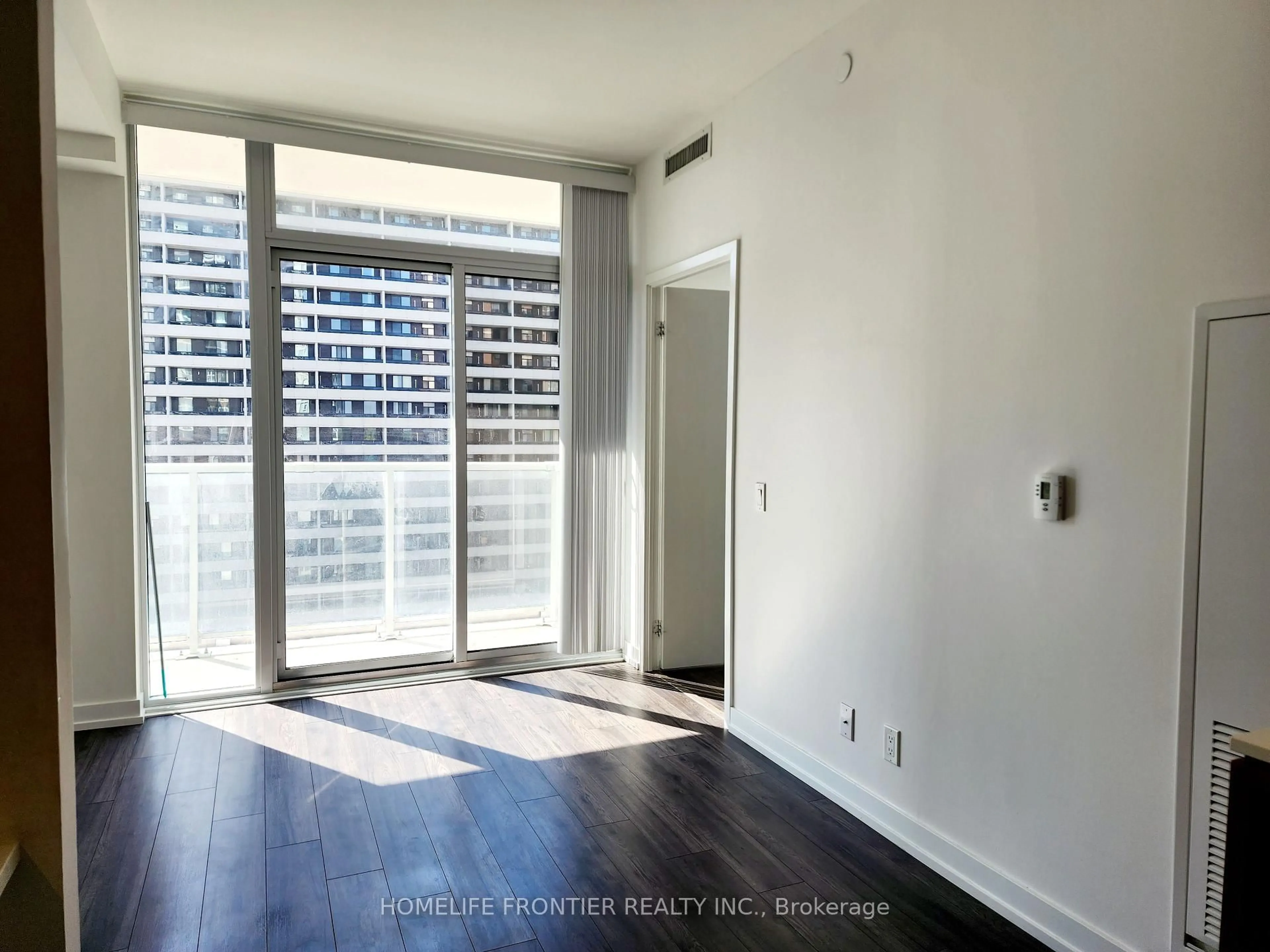 A pic of a room for 33 Helendale Ave #717, Toronto Ontario M4R 1C5