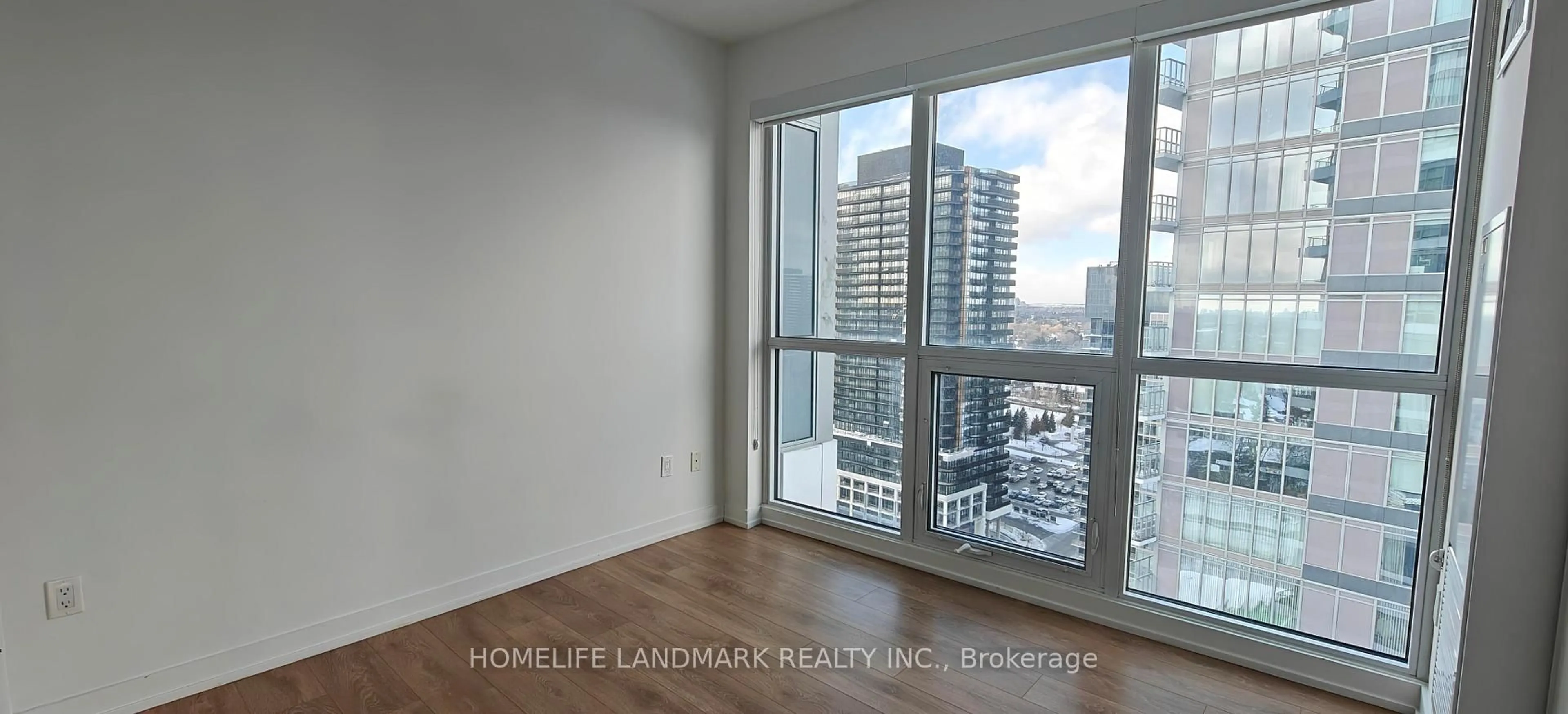 A pic of a room for 117 Mcmahon Dr #2209, Toronto Ontario M2K 2X9