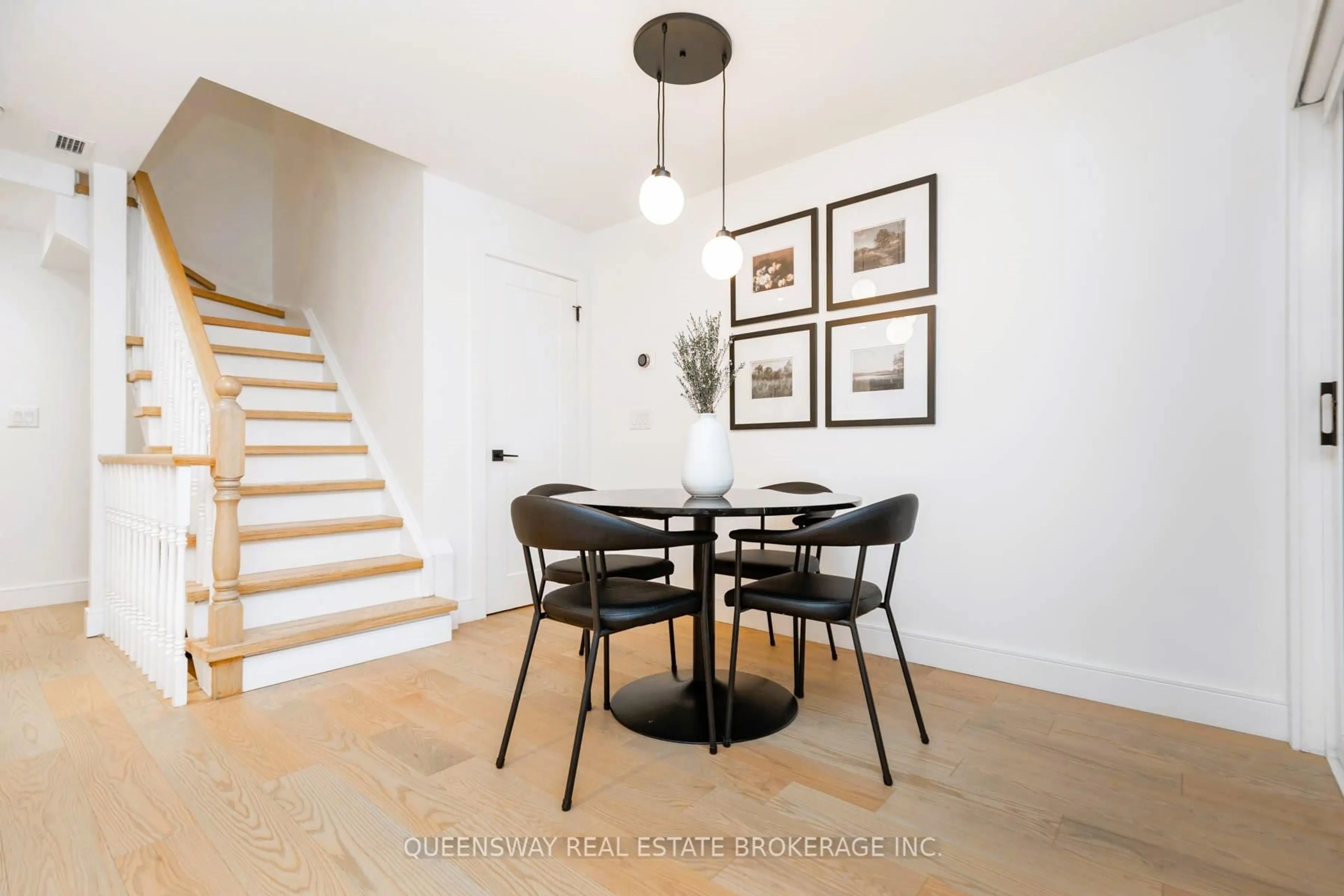 Dining room, unknown for 232 St. George St #19, Toronto Ontario M5R 2N5