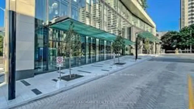 575 bloor St #2205, Toronto 4