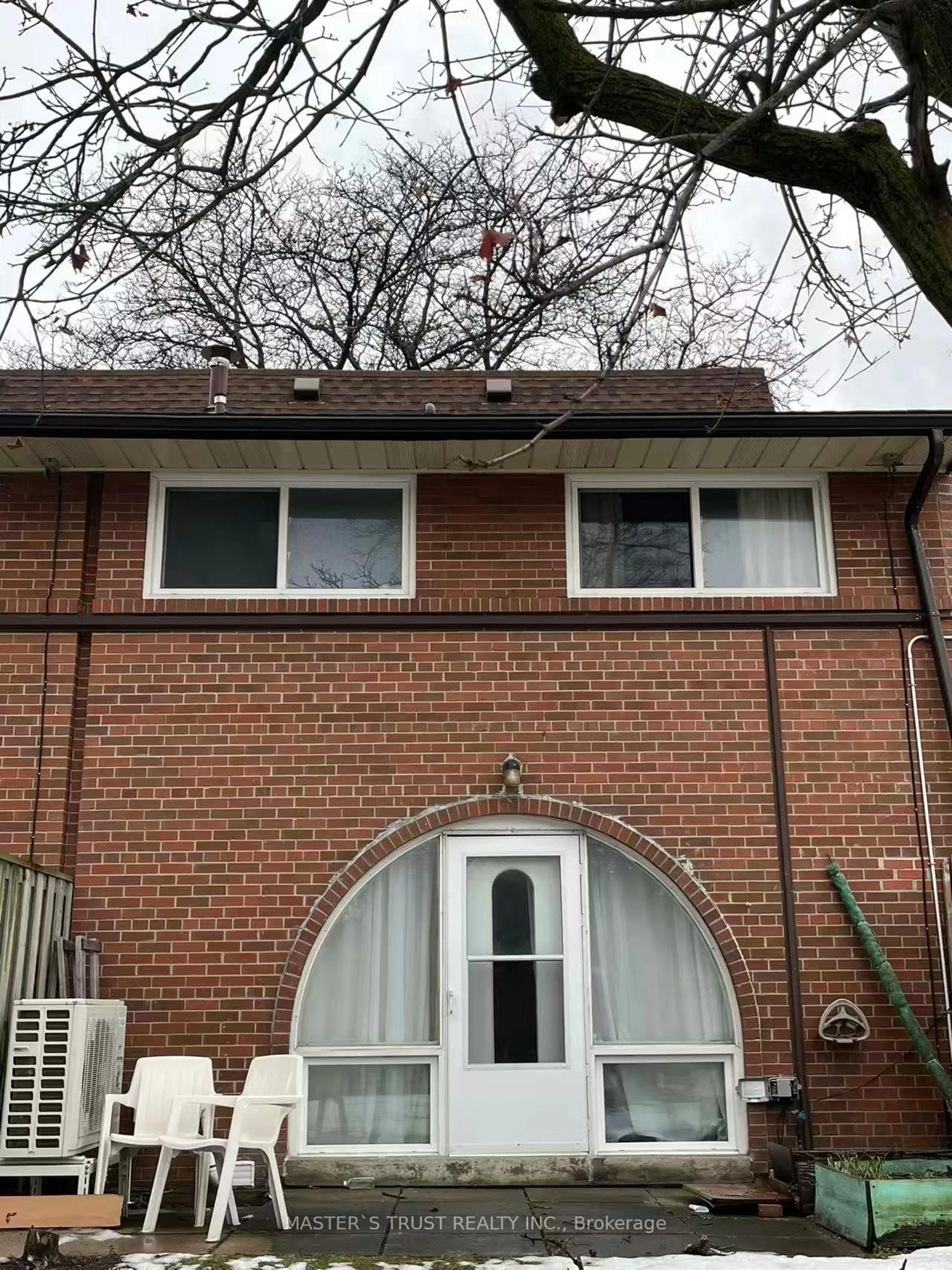 Home with brick exterior material, building for 10 Esterbrooke Ave #35, Toronto Ontario M2J 2C2