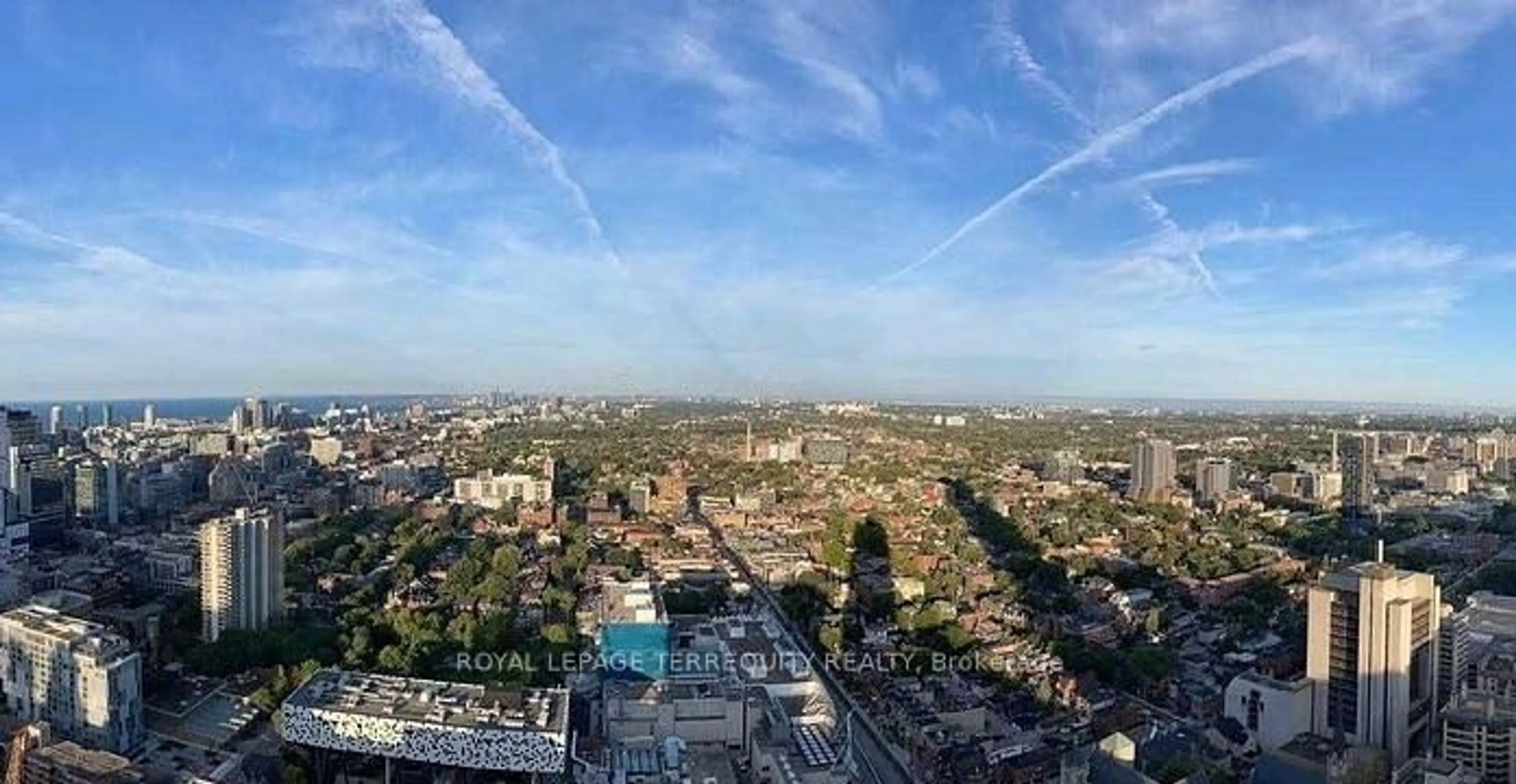A pic from outside/outdoor area/front of a property/back of a property/a pic from drone, city buildings view from balcony for 426 University Ave #P101, Toronto Ontario M5G 1S9