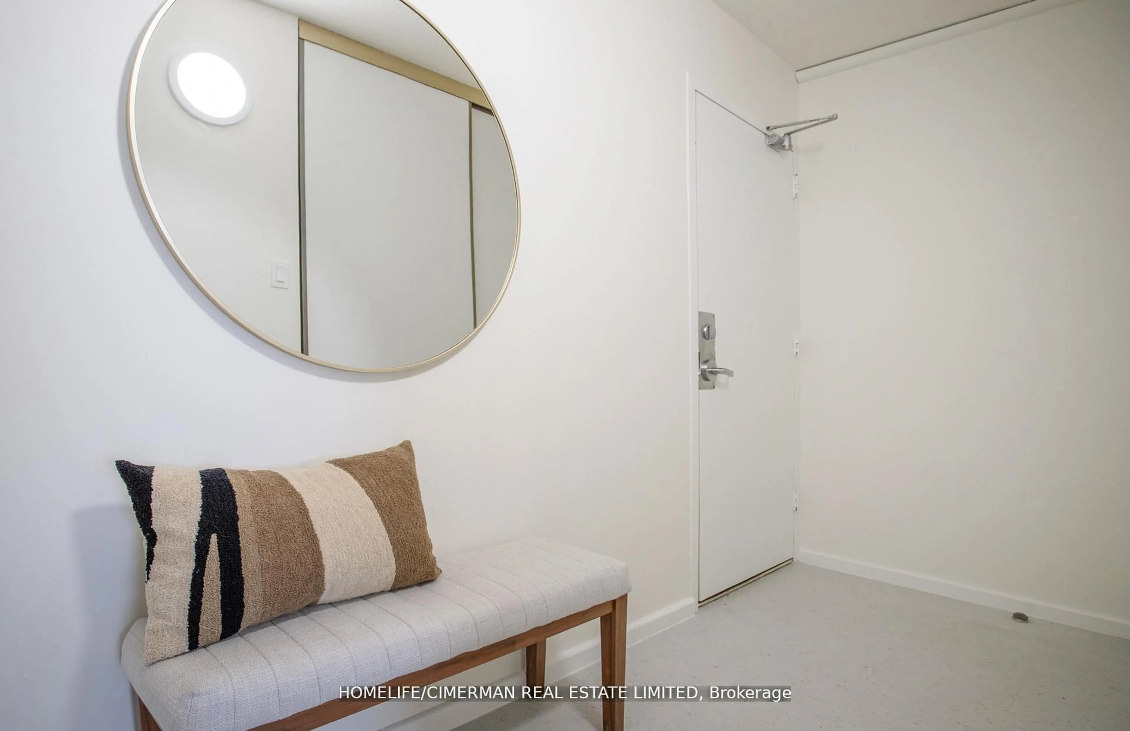 Unknown for 715 Don Mills Rd #1702, Toronto Ontario M3C 1S5