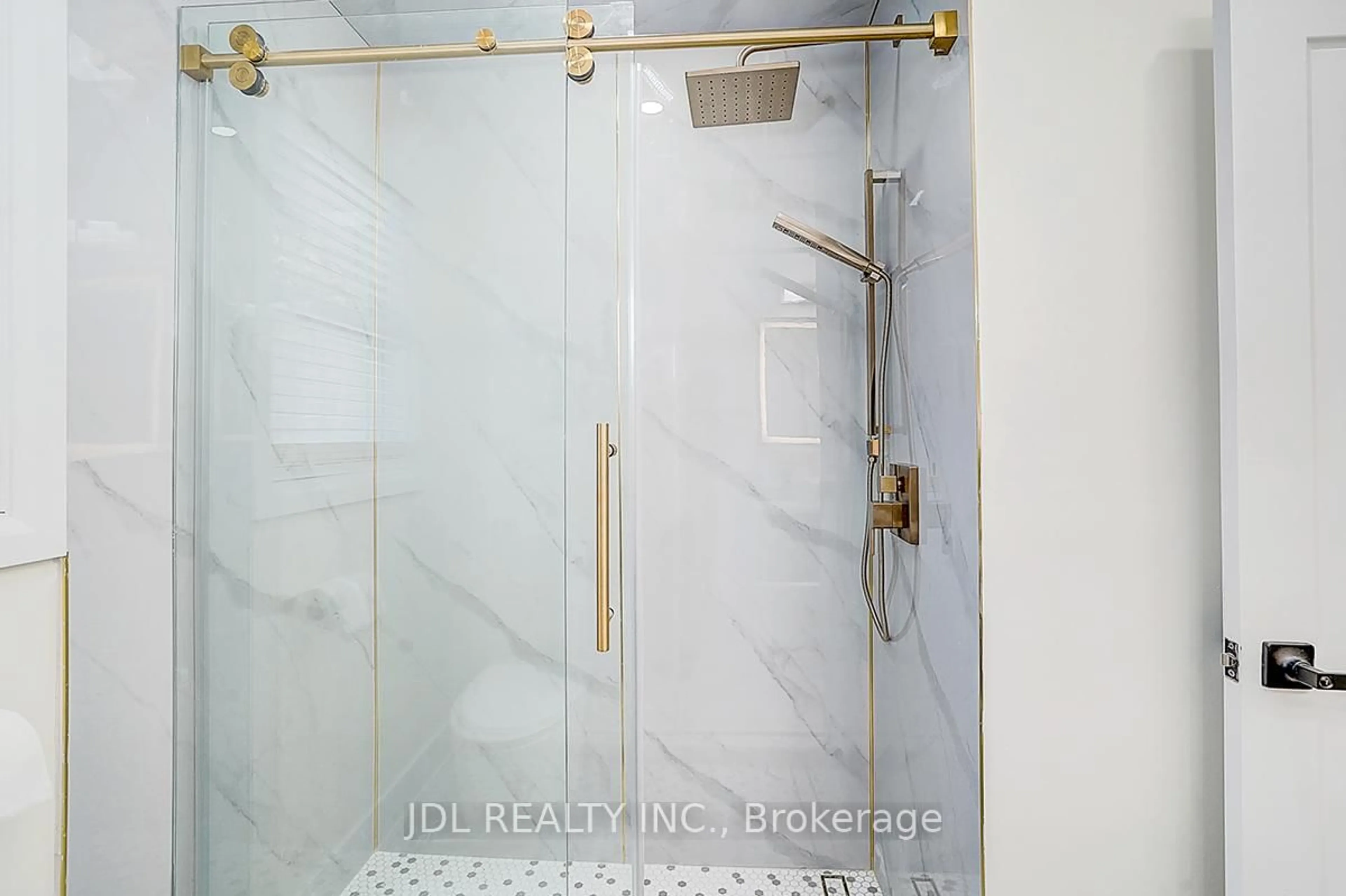 Contemporary bathroom, ceramic/tile floor for 15 Crossburn Dr, Toronto Ontario M3B 2Z3