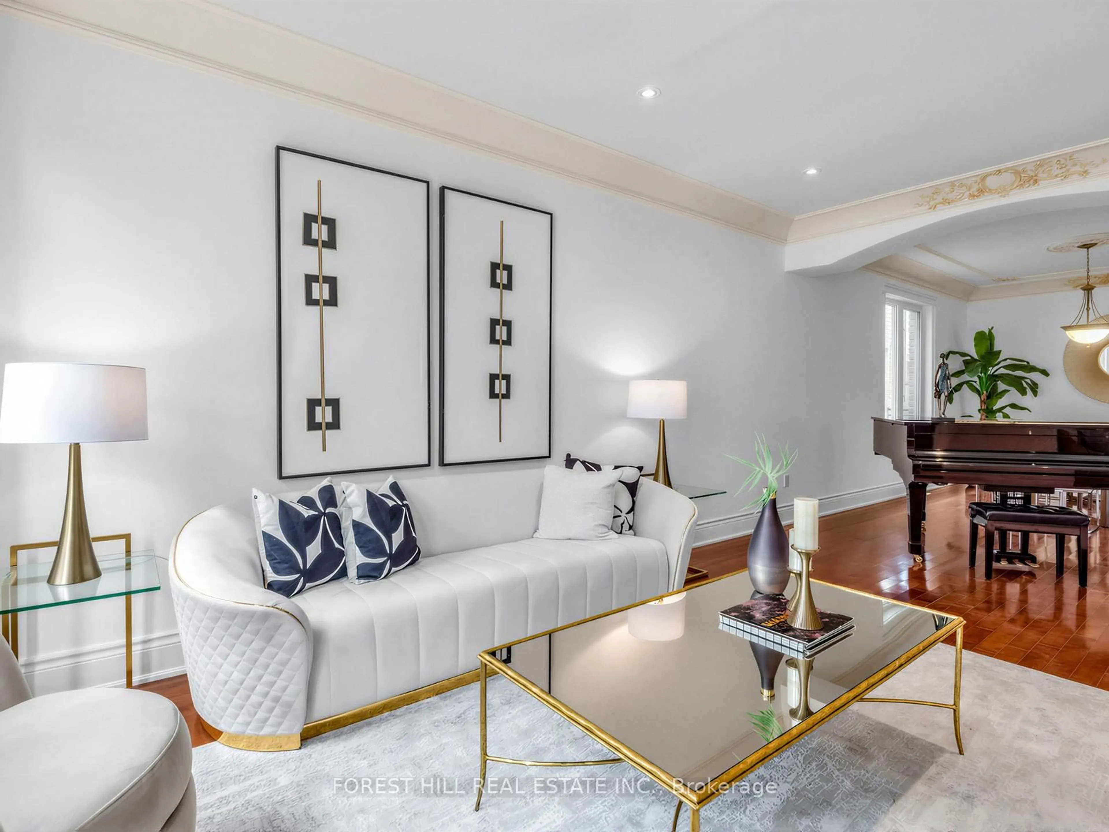 Living room with furniture, unknown for 342 Byng Ave, Toronto Ontario M2N 4L5