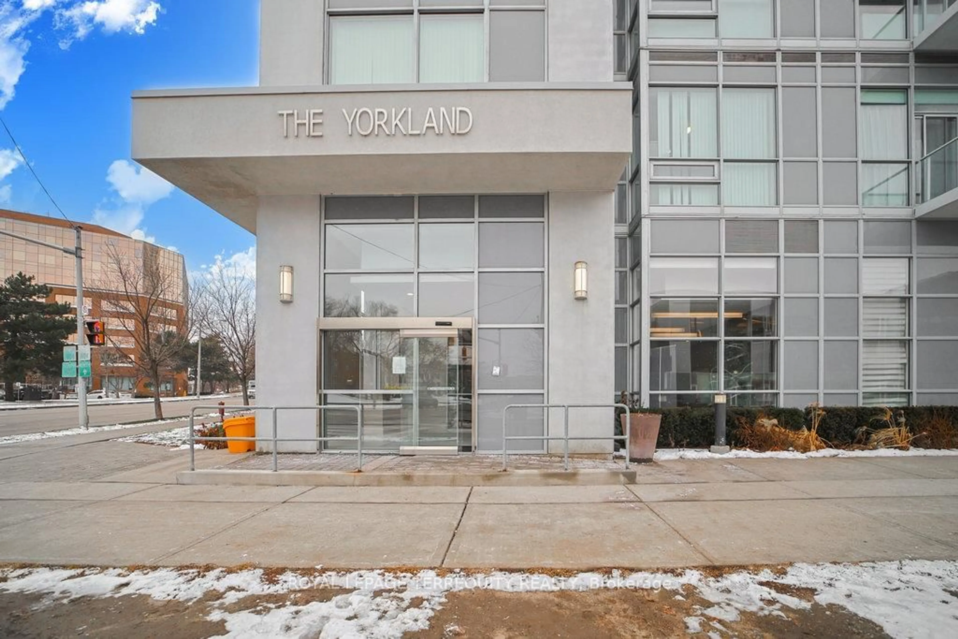 Lobby for 275 Yorkland Rd #411, Toronto Ontario M2J 0B4