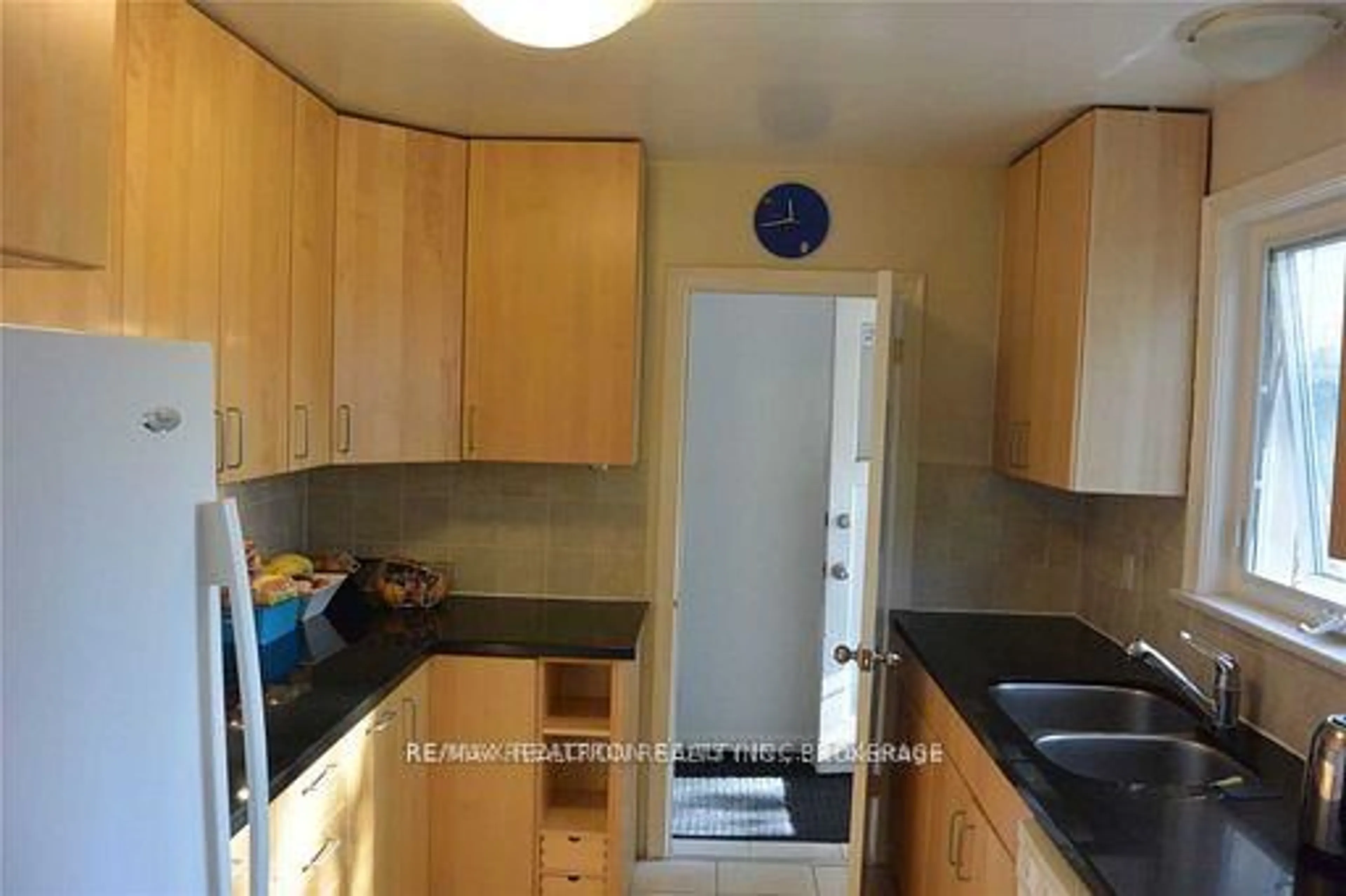 Standard kitchen, unknown for 87 Combe Ave, Toronto Ontario M3H 4J6