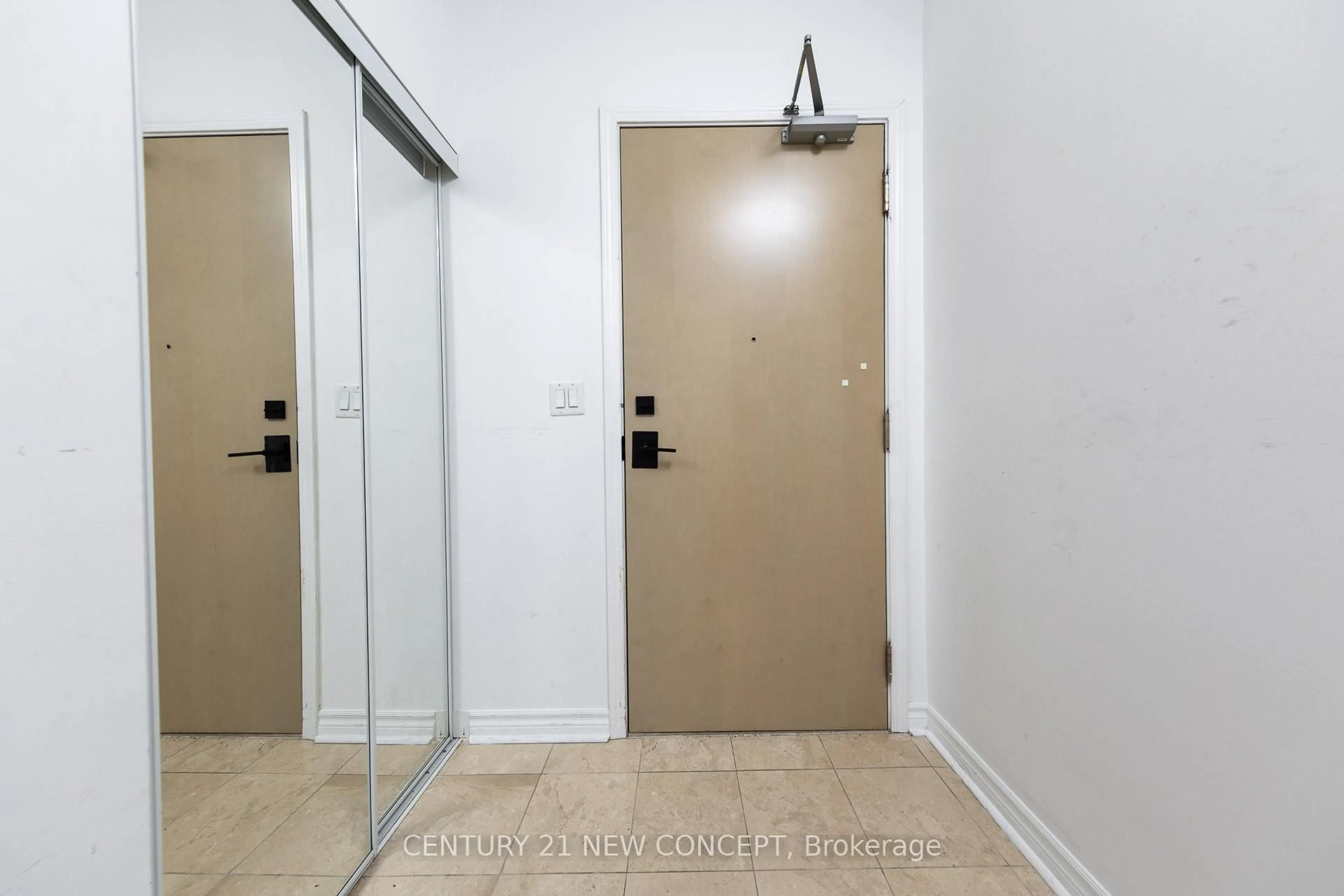 Unknown for 18 Holmes Ave #1812, Toronto Ontario M2N 0E1