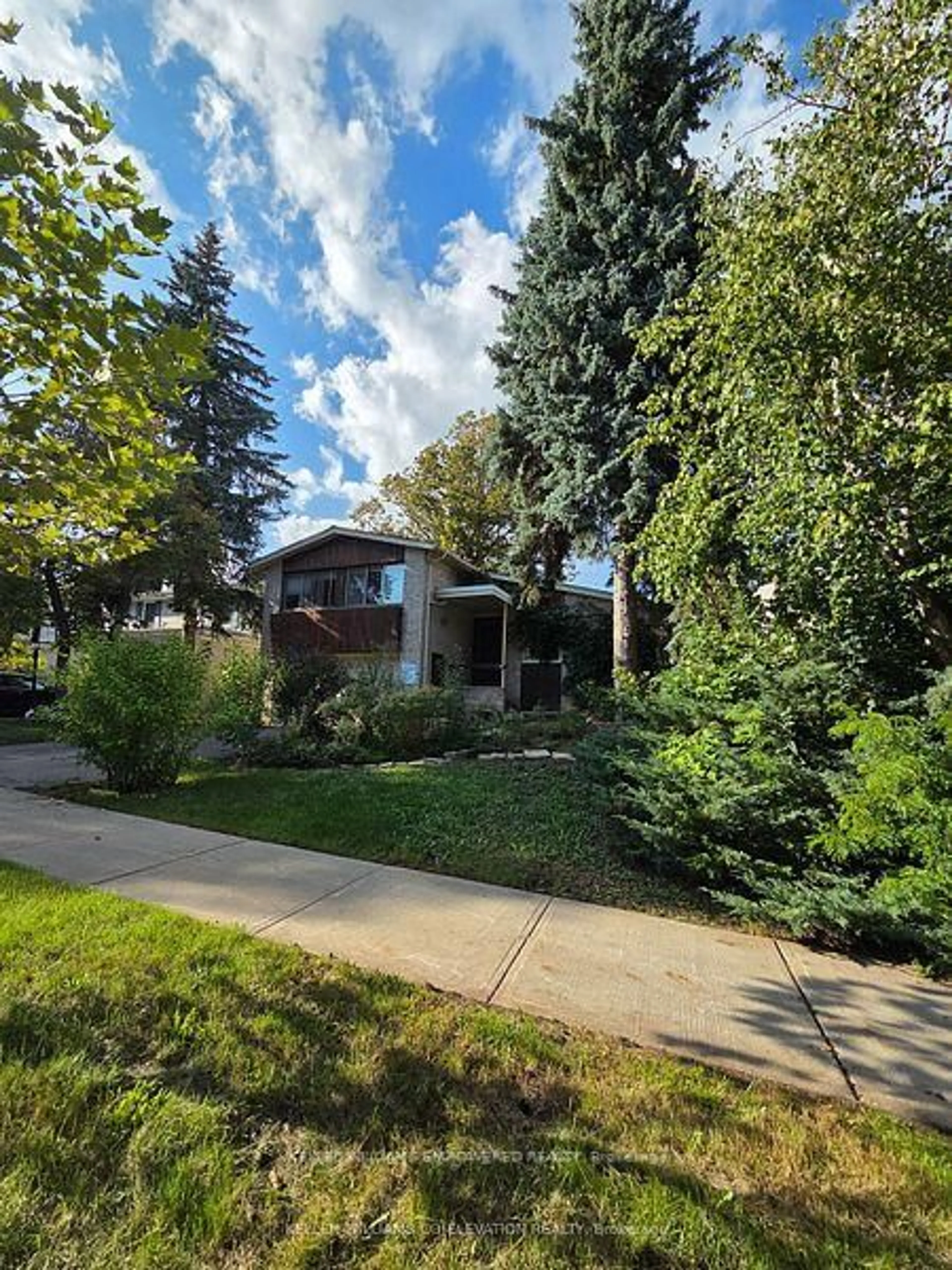 Unknown for 36 Danville Dr, Toronto Ontario M2P 1J1