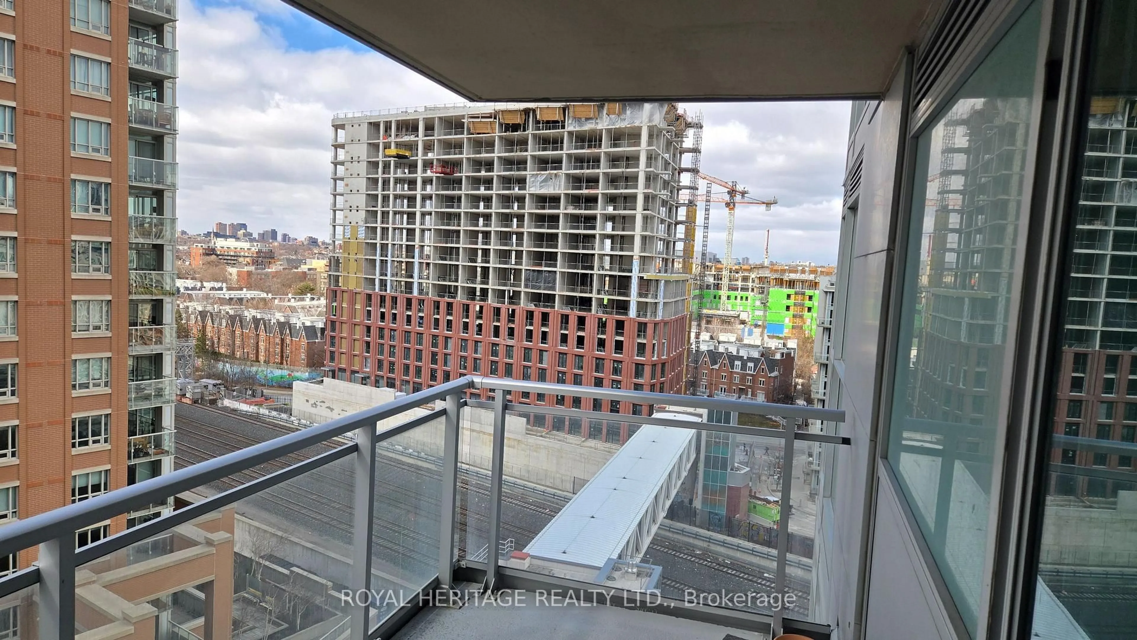 Balcony in the apartment, city buildings view from balcony for 100 Western Battery Rd #1007, Toronto Ontario M6K 3S2