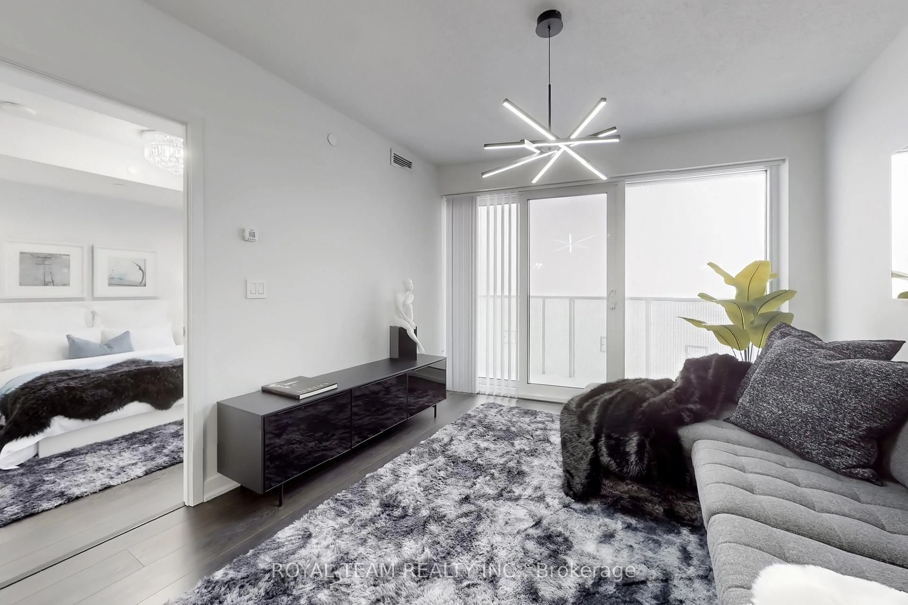Living room with furniture, carpet floor for 88 Harbour St #5703, Toronto Ontario M5J 0C3