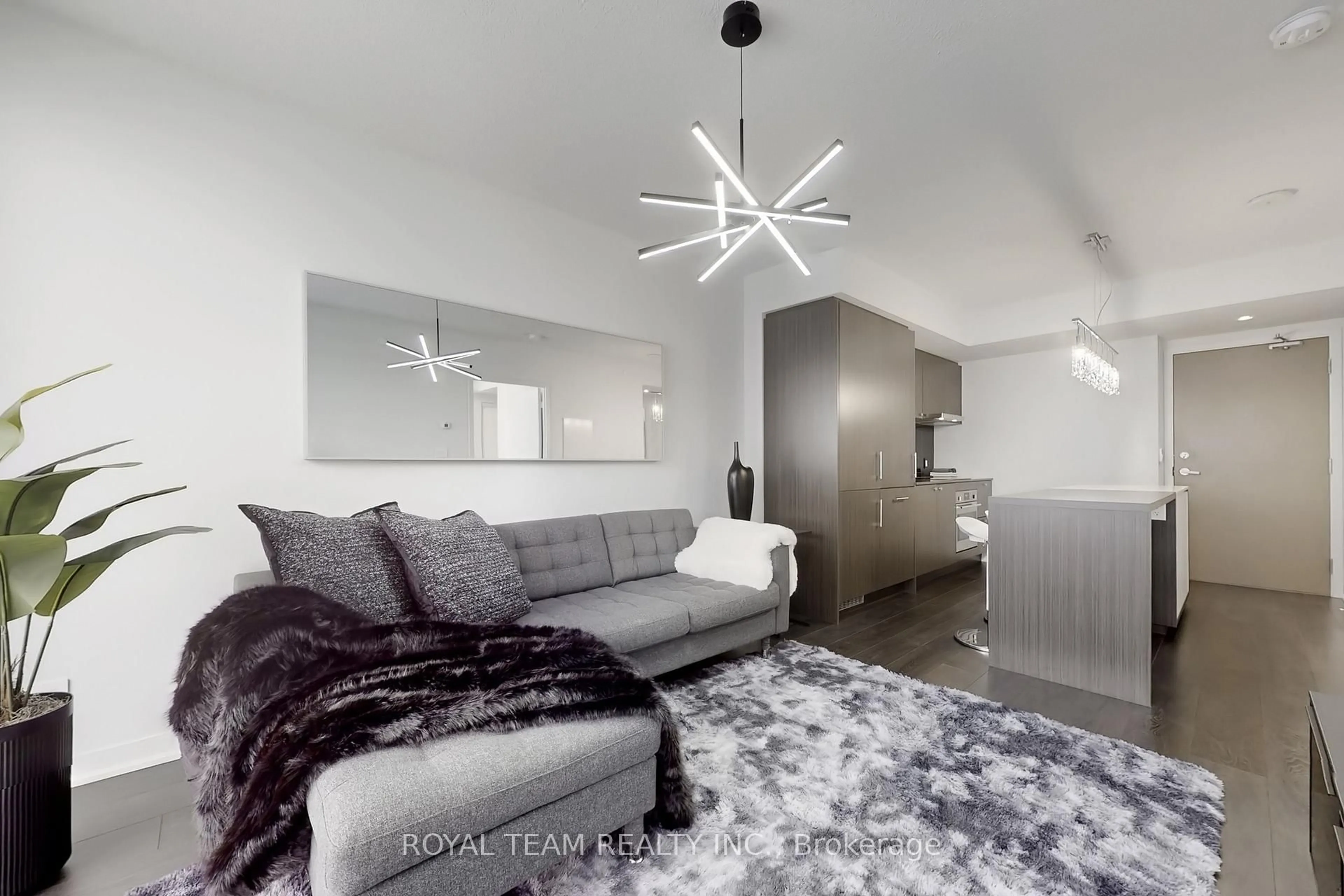 Living room with furniture, unknown for 88 Harbour St #5703, Toronto Ontario M5J 0C3