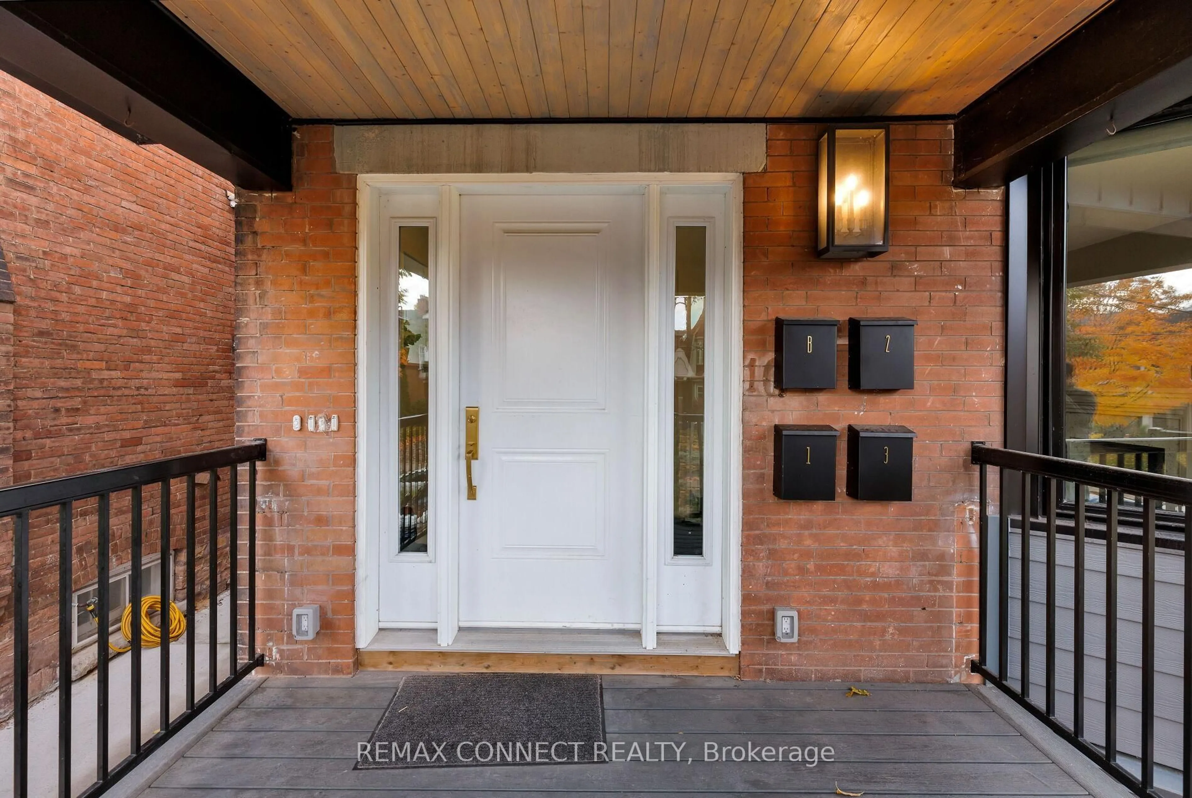 Indoor entryway for 16 Rosemount Ave, Toronto Ontario M6H 2M1