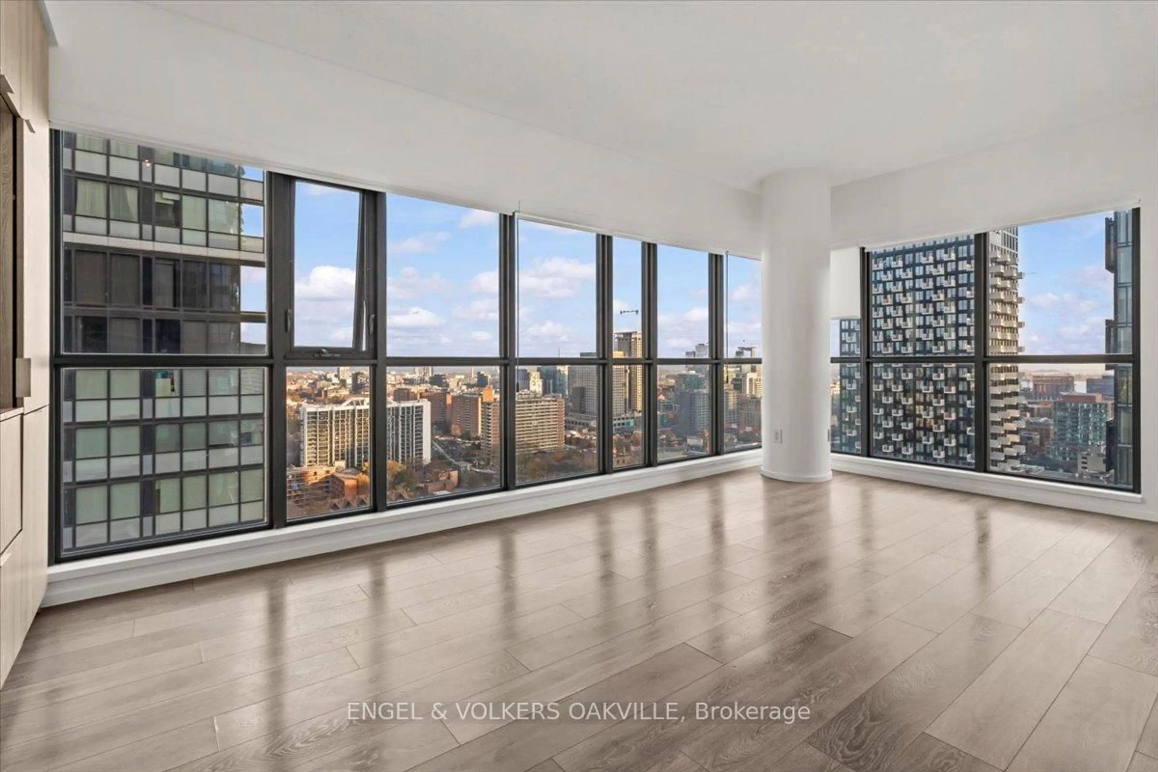 A pic of a room for 159 Dundas St #2405, Toronto Ontario M5B 0A9