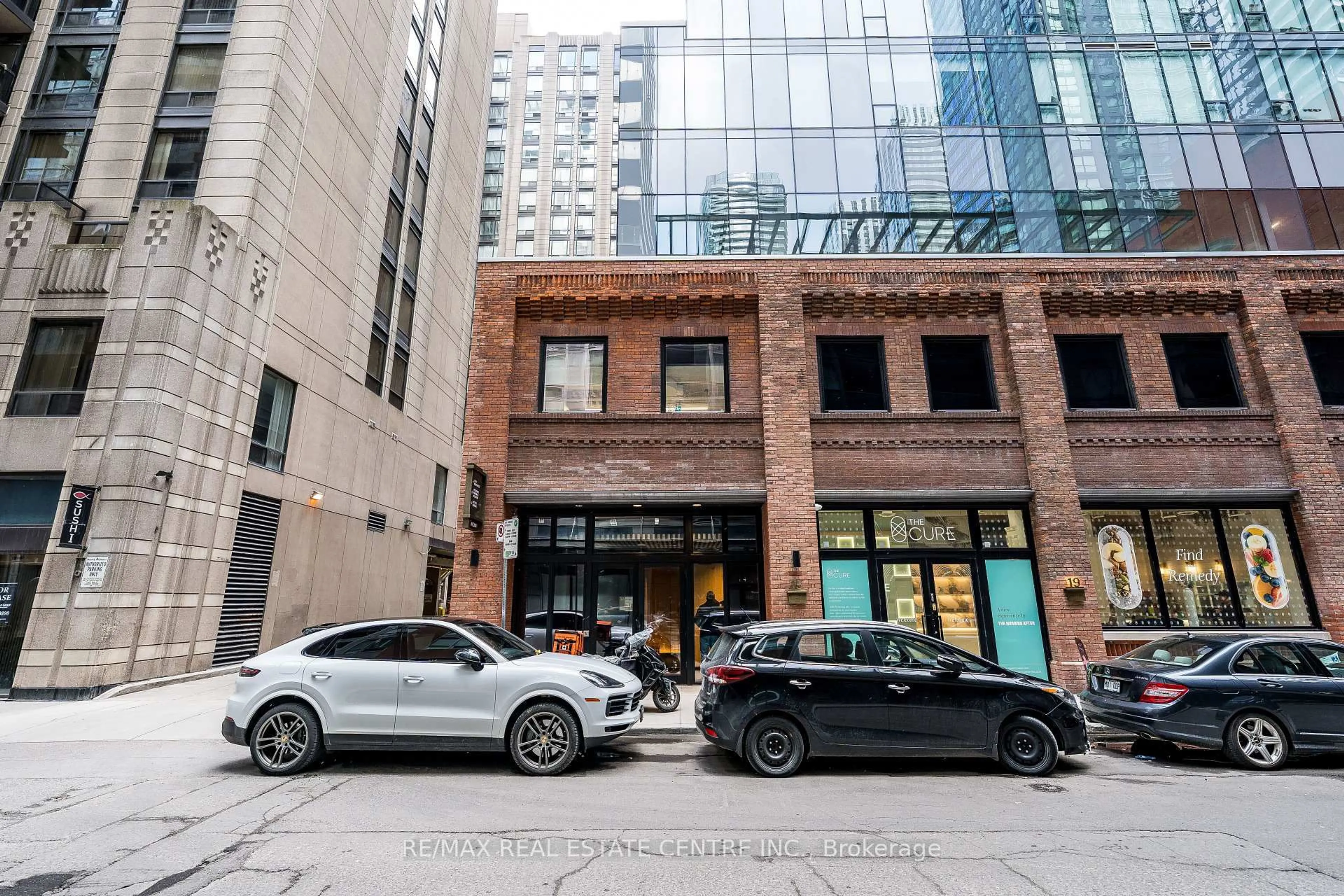 Lobby for 15 Mercer St #3504, Toronto Ontario M5V 1H2