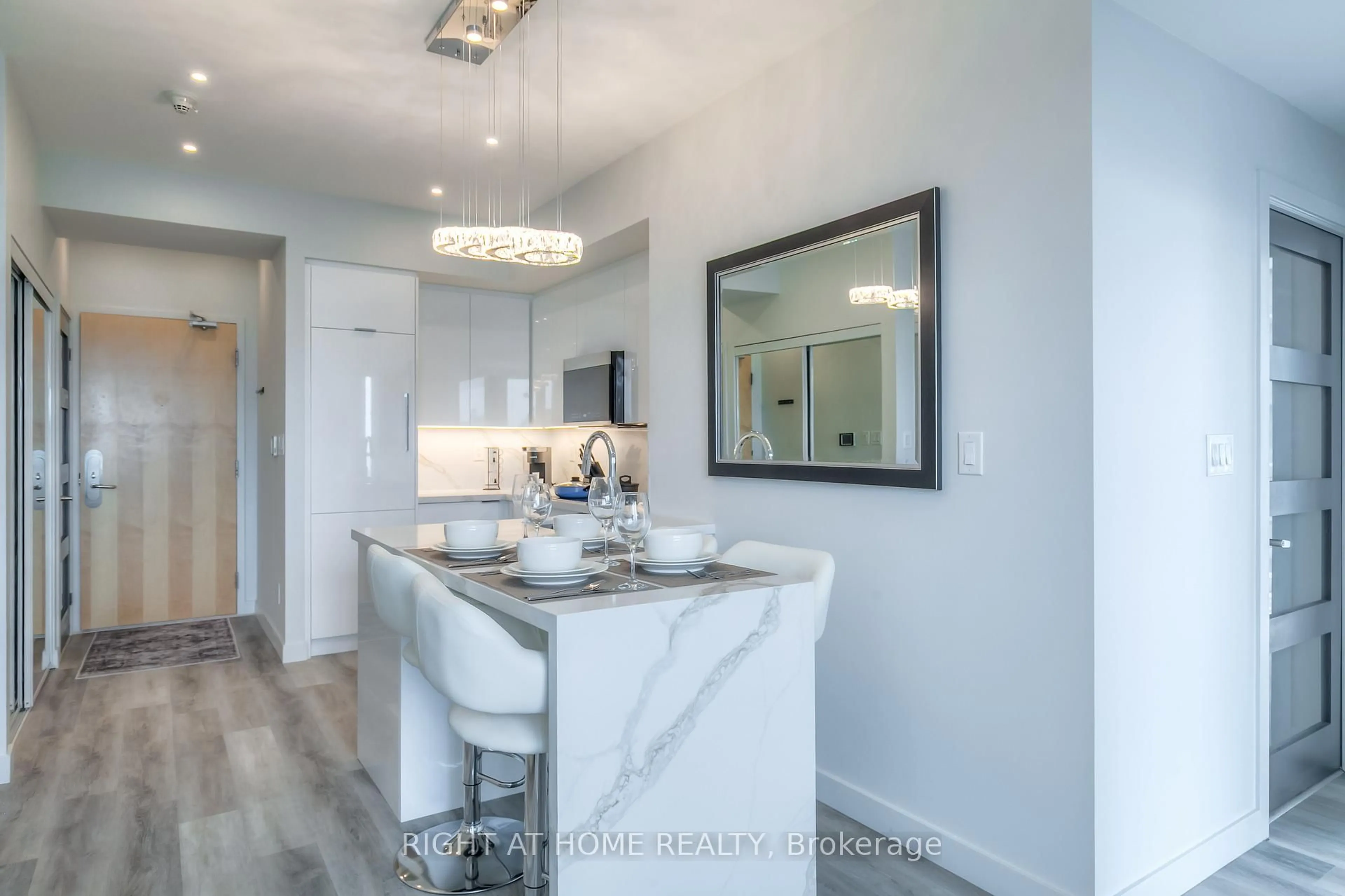 Open concept kitchen, ceramic/tile floor for 65 Bremner Blvd #4802, Toronto Ontario M5J 0A7