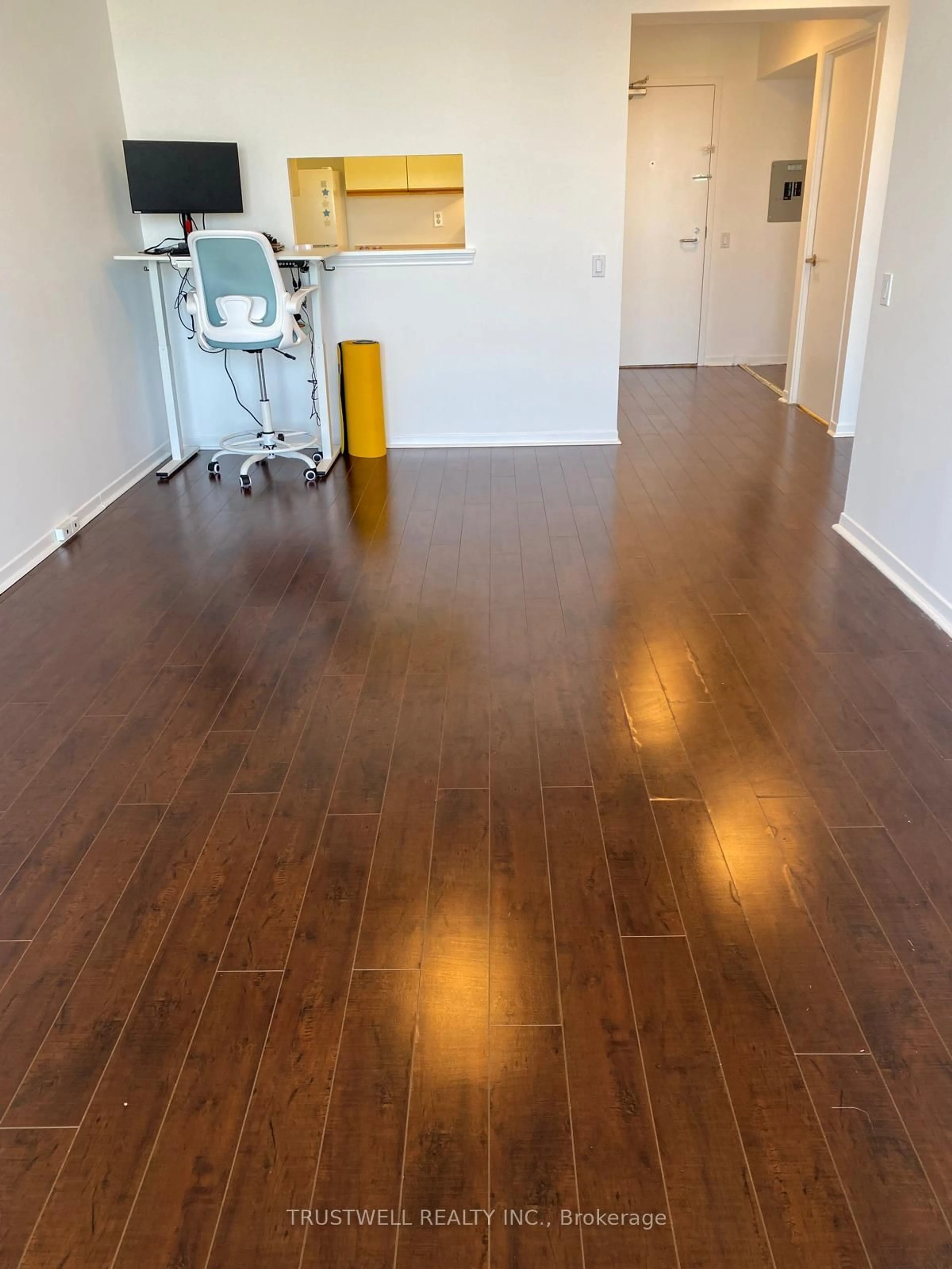 A pic of a room for 21 Overlea Blvd #1107, Toronto Ontario M4H 1P2