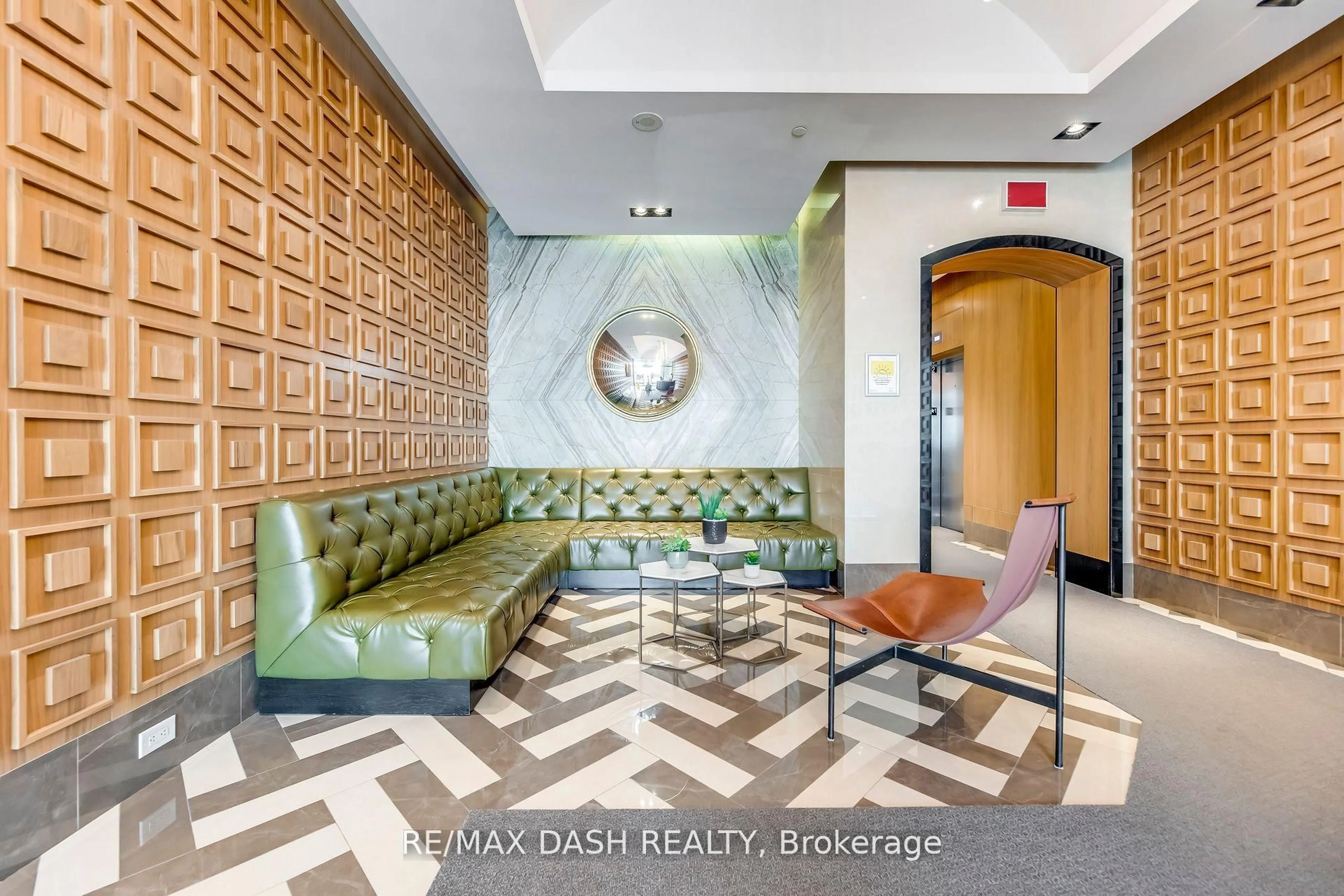 Lobby for 170 Chiltern Hill Rd #413, Toronto Ontario M6C 0A9