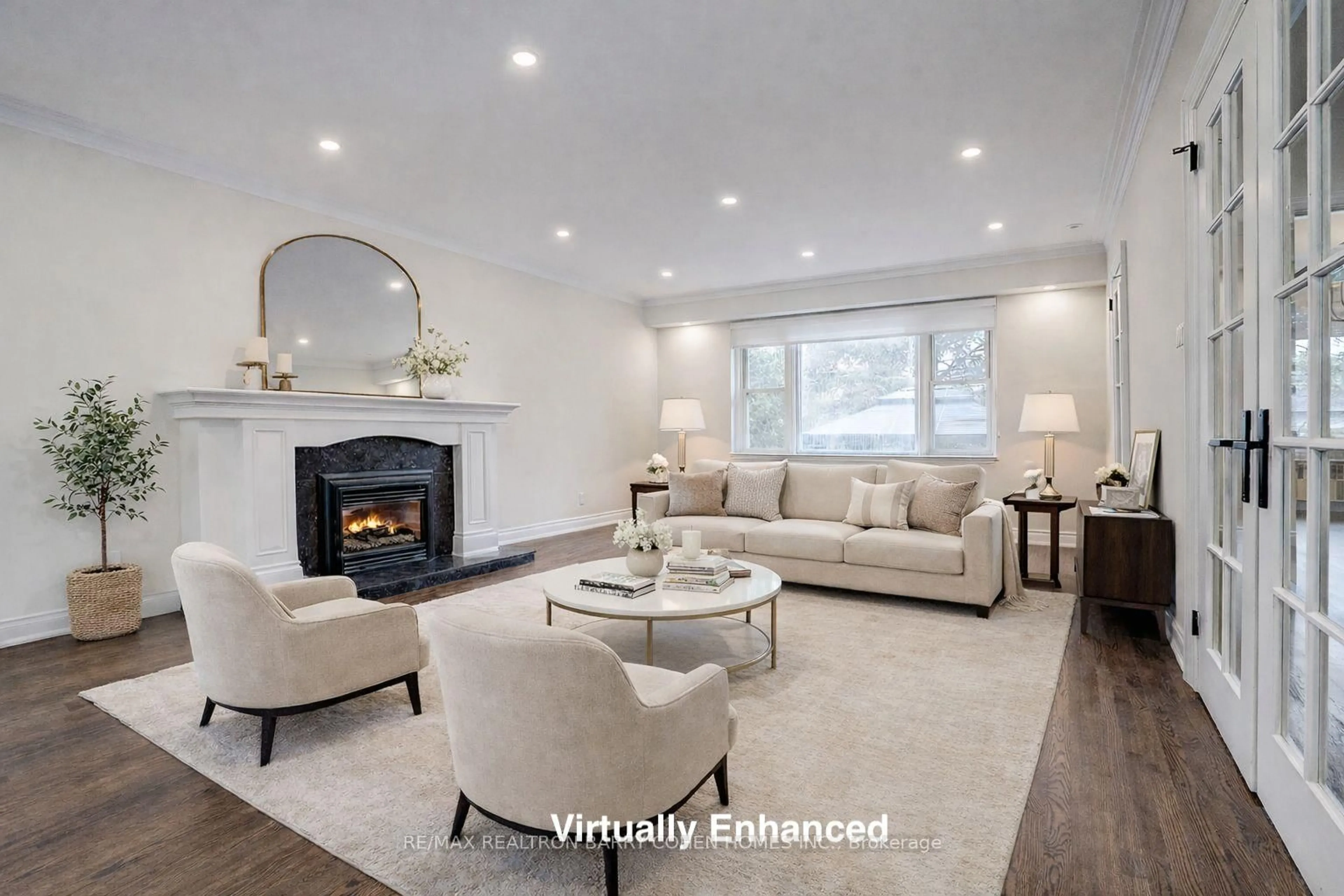 Living room with furniture, unknown for 19 Lower Links Rd, Toronto Ontario M2P 1H5