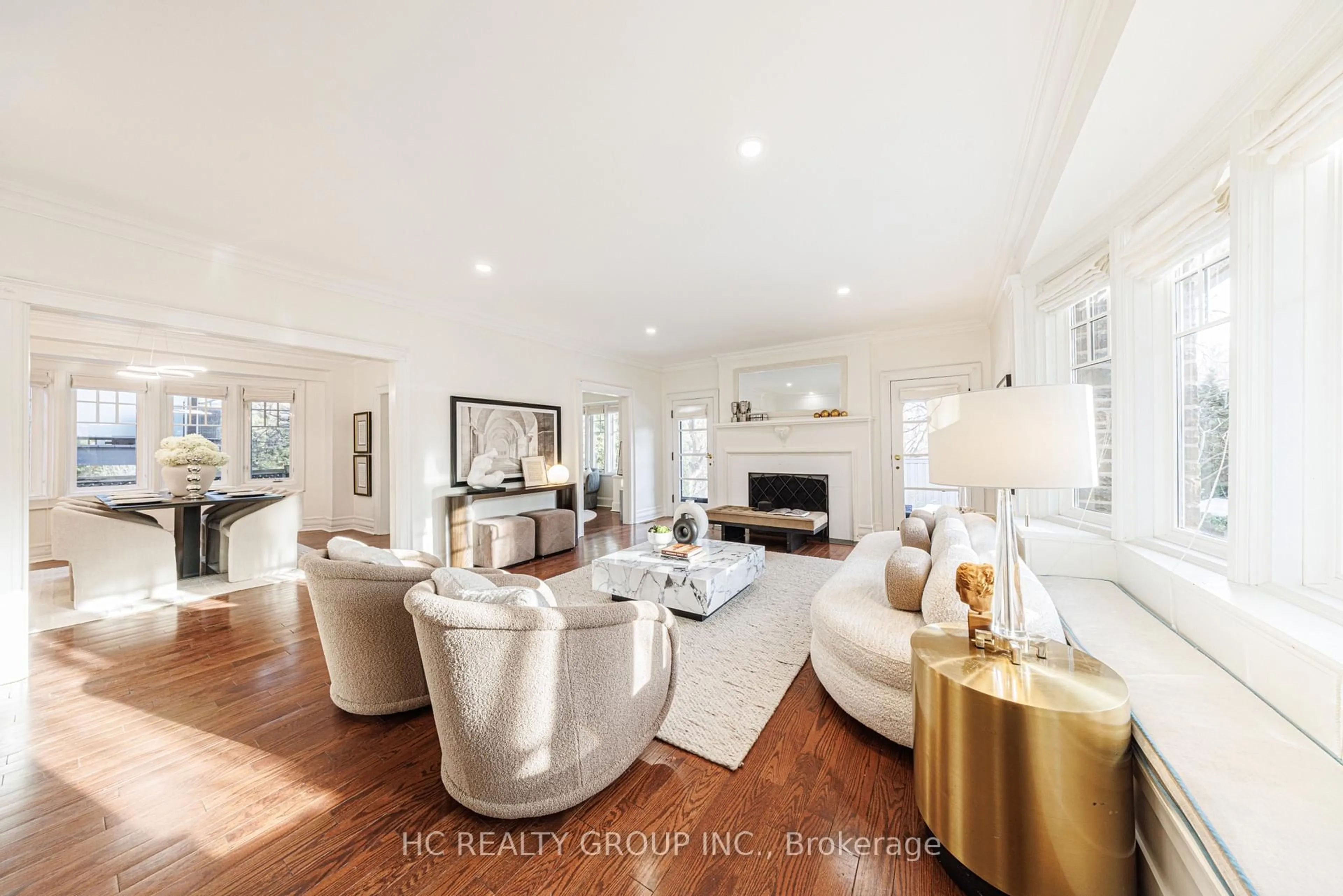 Living room with furniture, unknown for 39 Glengowan Rd, Toronto Ontario M4N 1G1