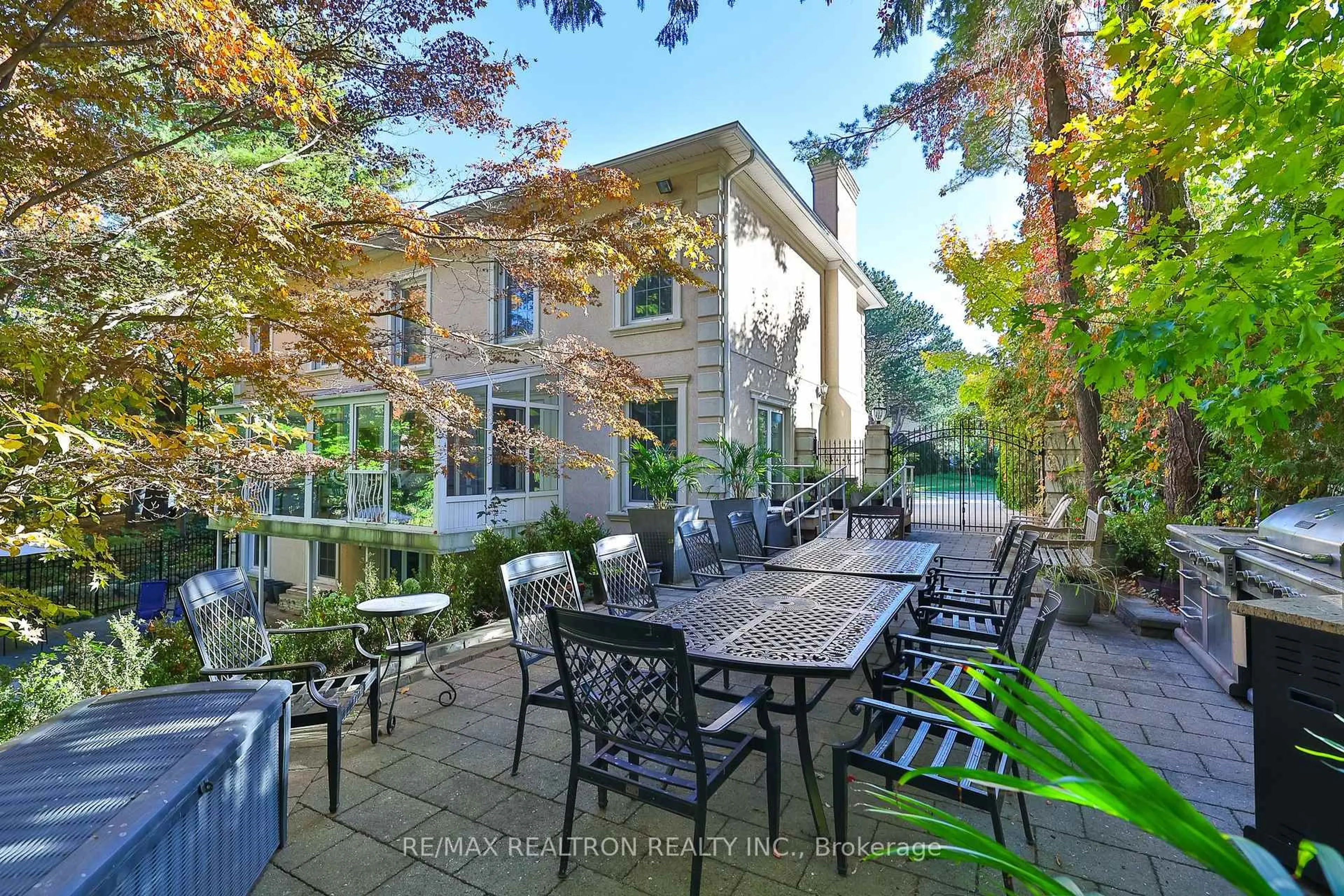 Patio, street for 38 Saintfield Ave, Toronto Ontario M3C 2M6
