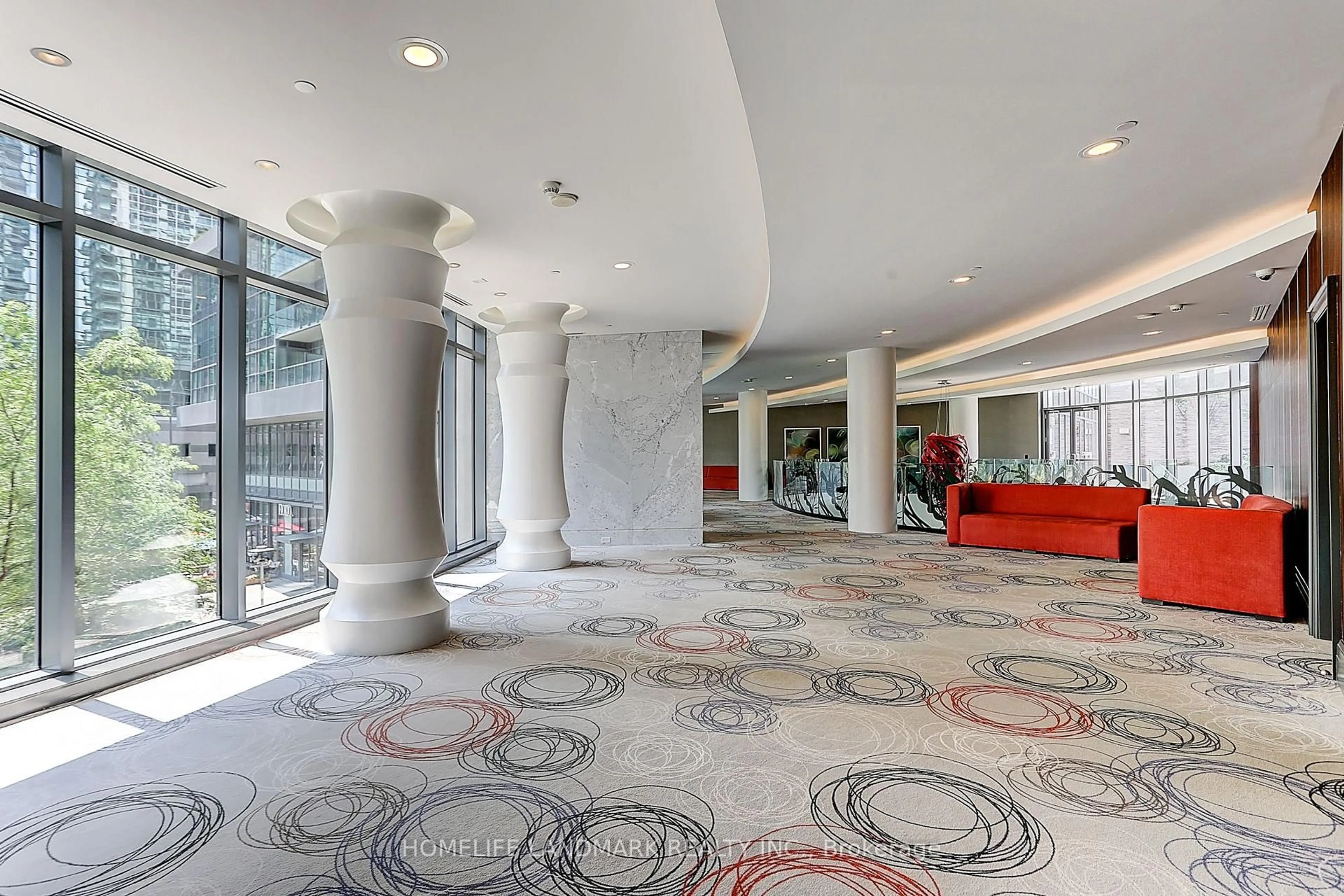 Lobby for 5162 Yonge St #LPH308, Toronto Ontario M2N 0E9