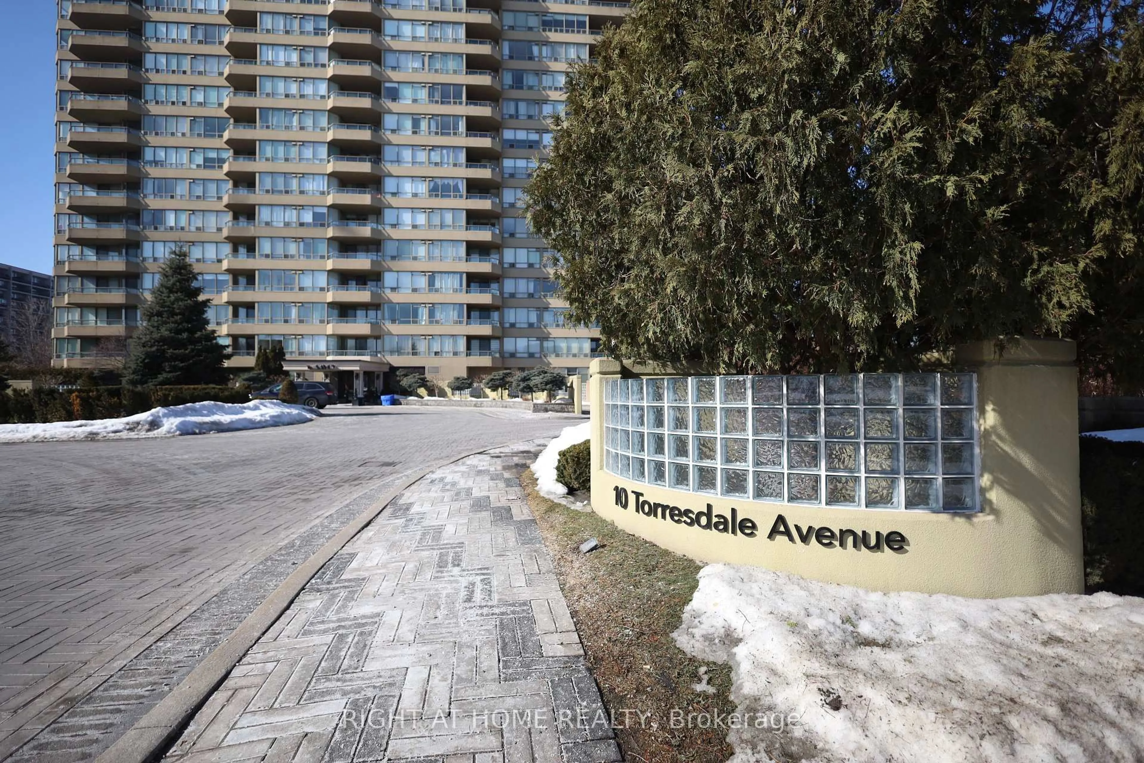 Unknown for 10 Torresdale Ave #1605, Toronto Ontario M2R 3V8