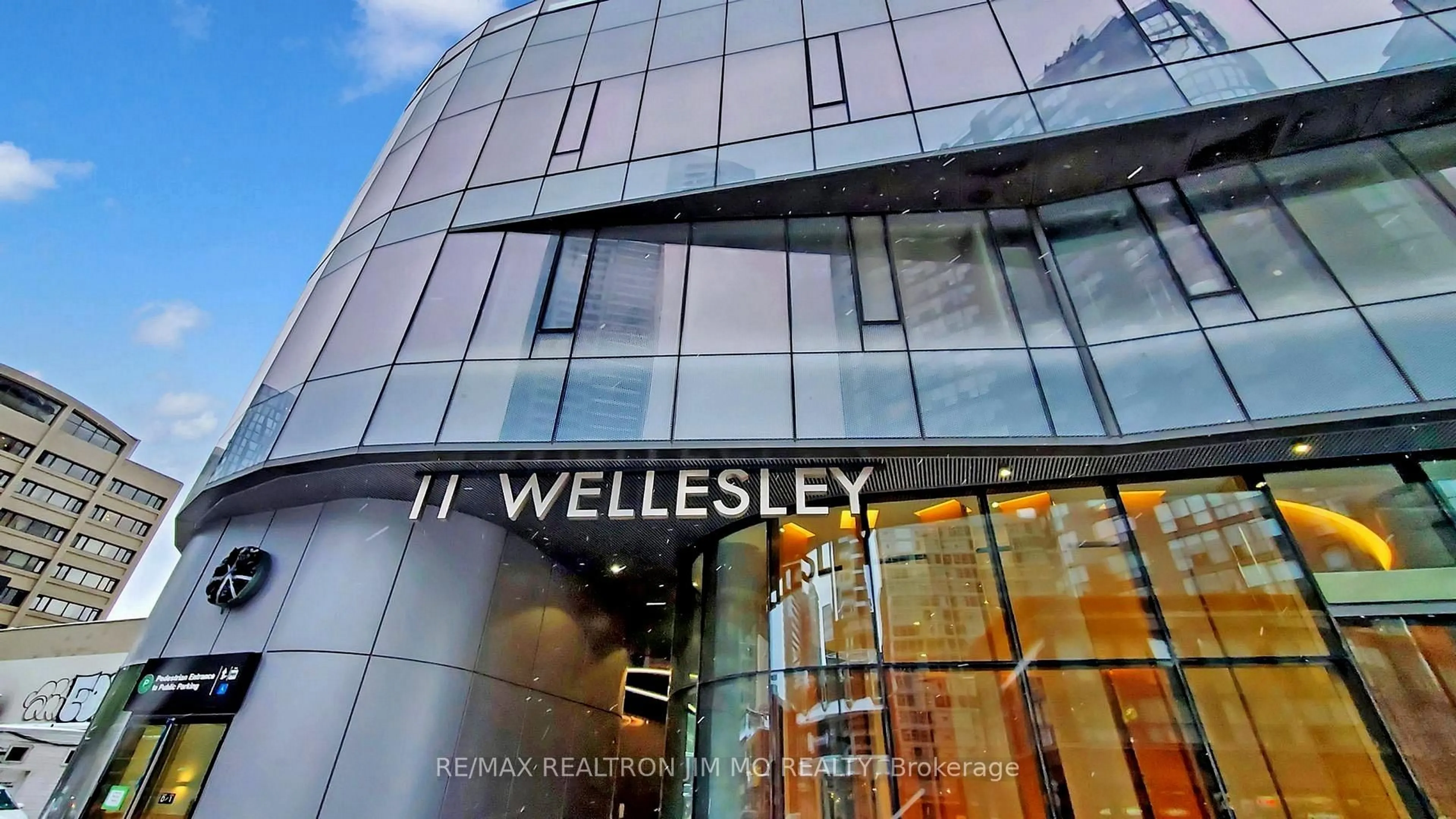 Lobby for 11 Wellesley St #1501, Toronto Ontario M4Y 0G4