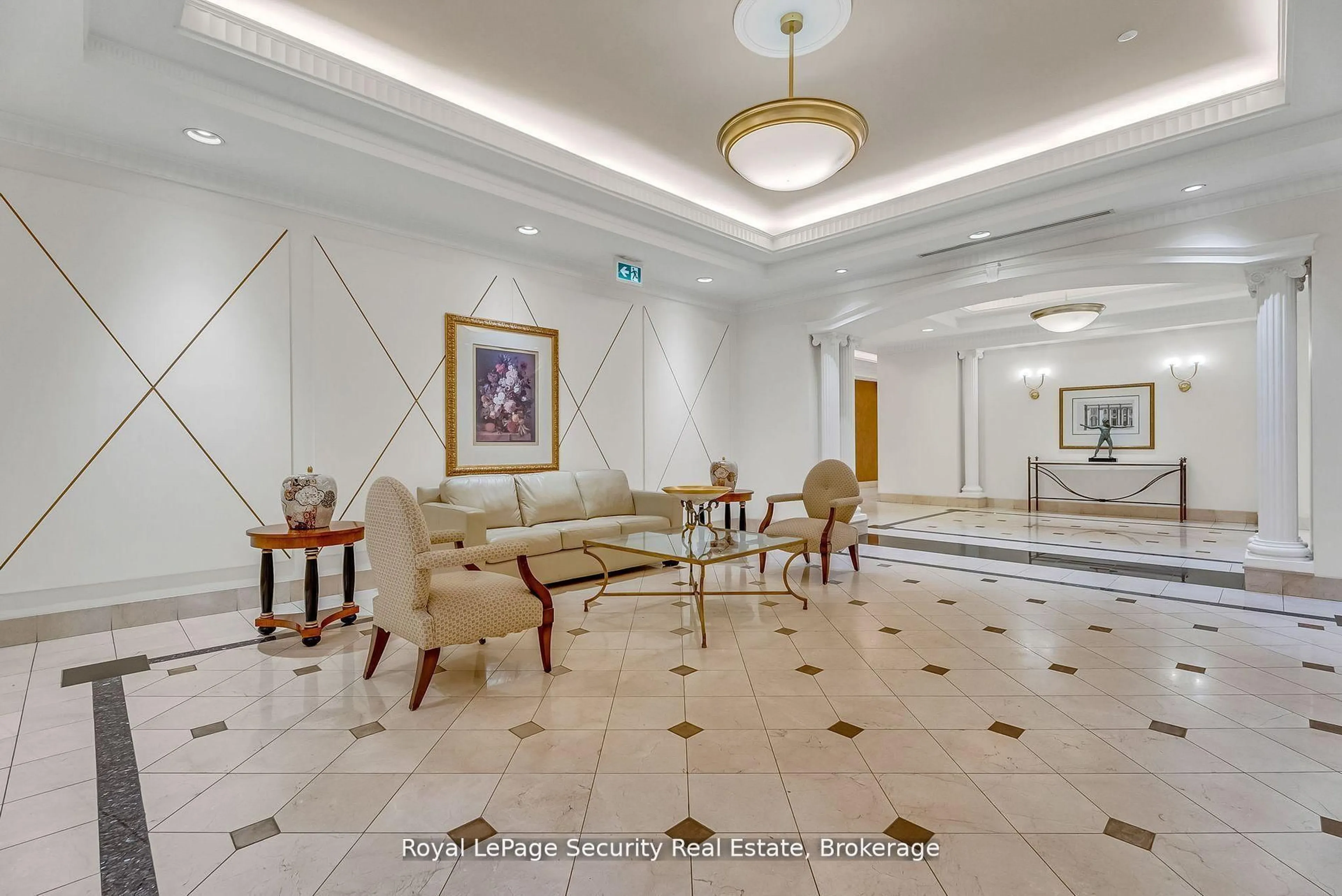 Lobby for 980 Yonge St #403, Toronto Ontario M4W 3V8