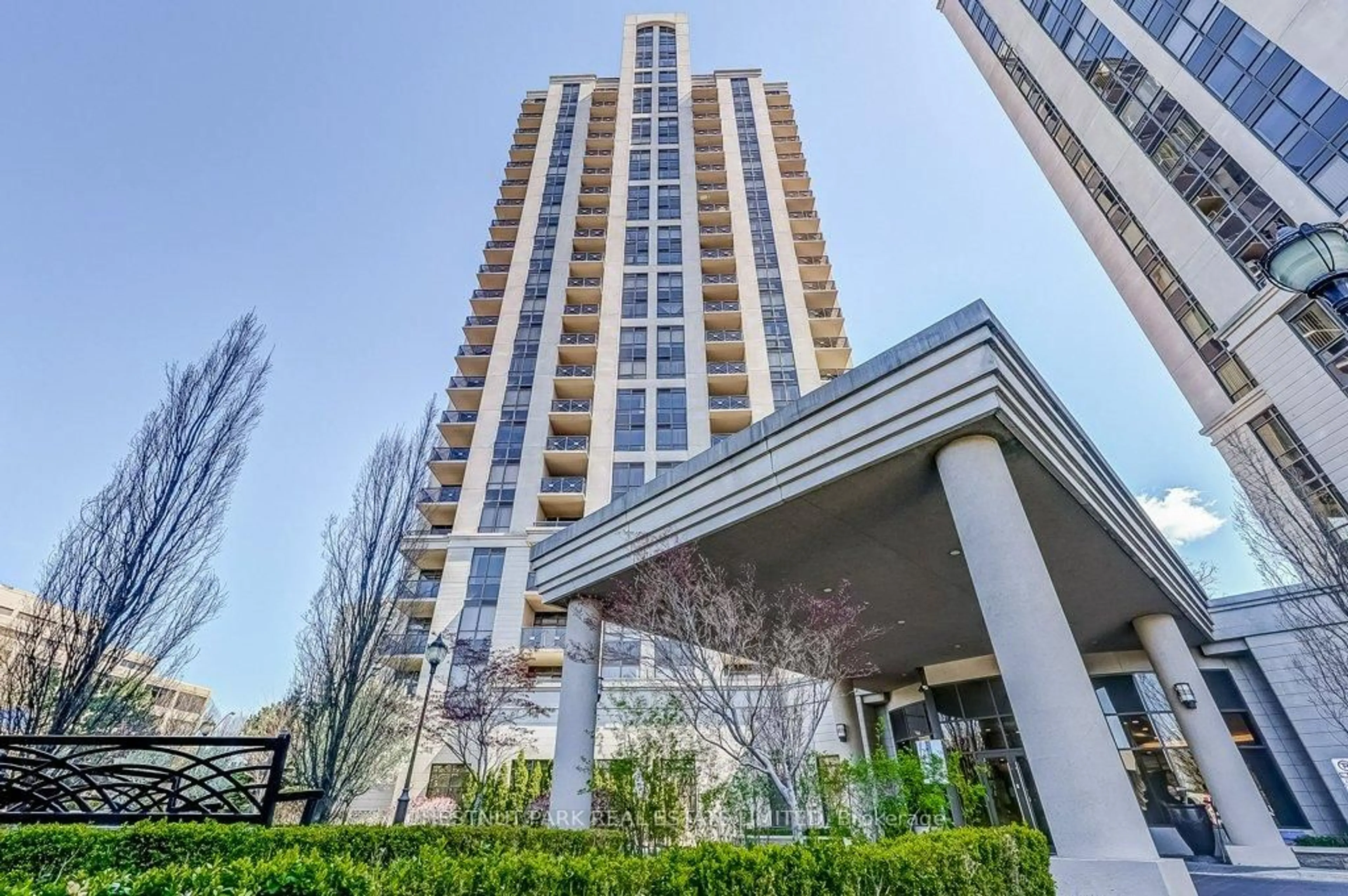 Indoor foyer for 133 Wynford Dr #405, Toronto Ontario M3C 0J5