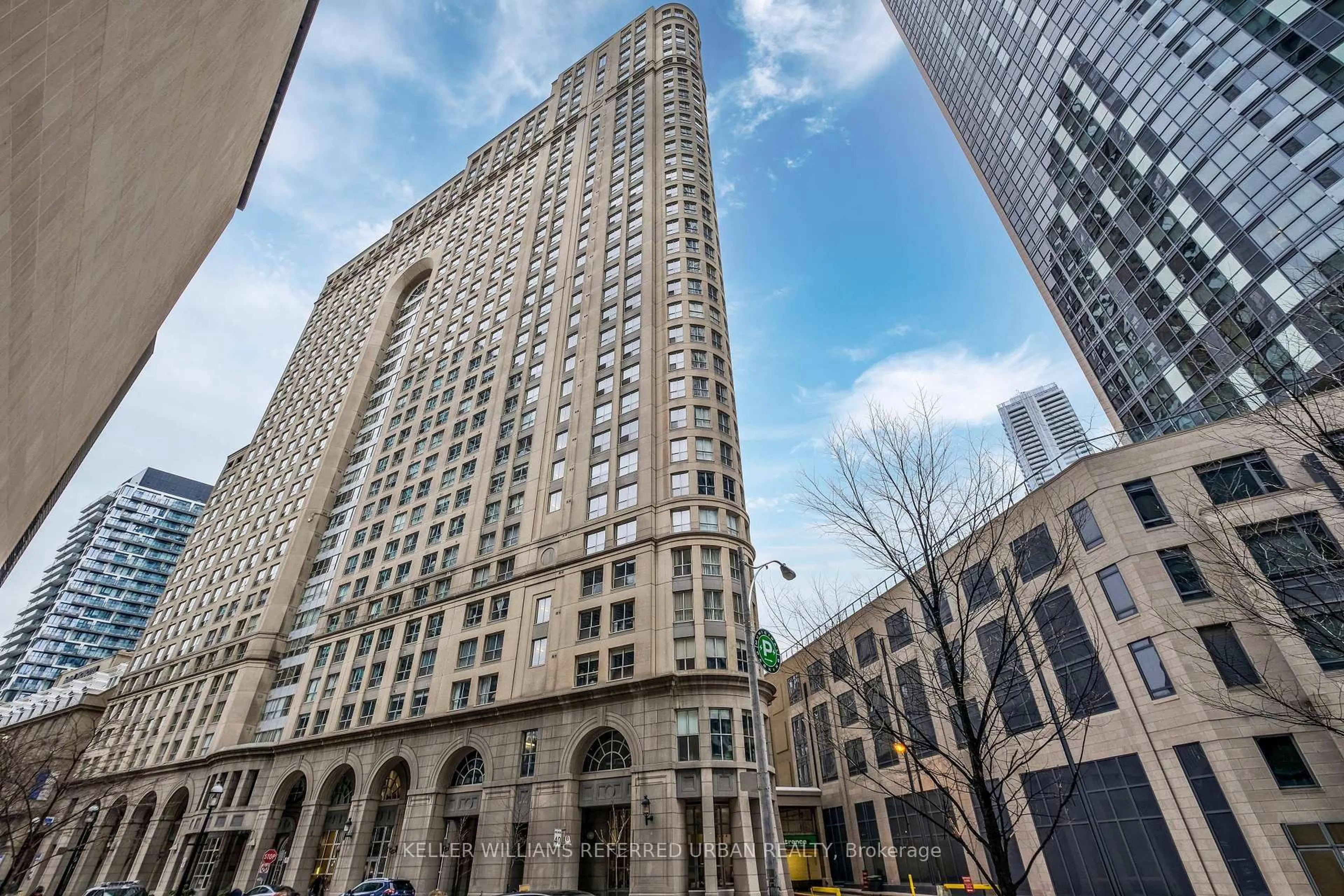 Patio, unknown for 25 The Esplanade #2212, Toronto Ontario M5E 1W5