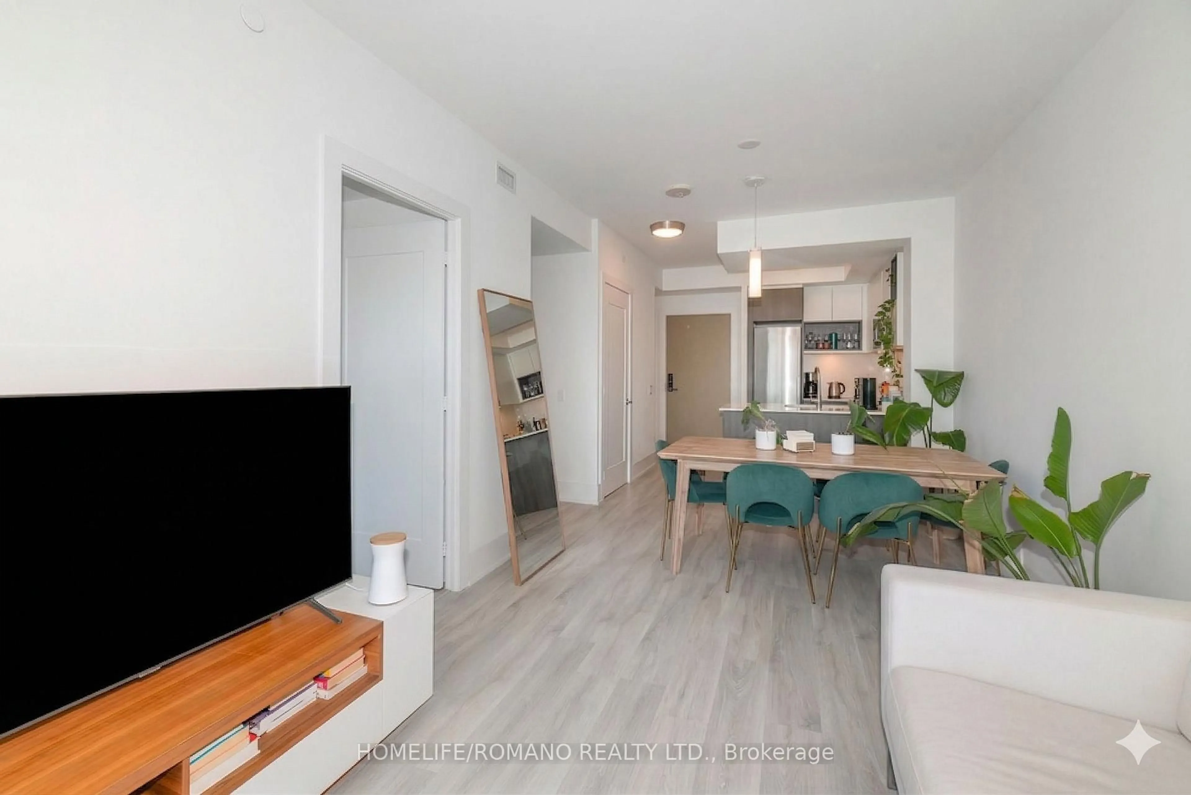 Living room with furniture, unknown for 118 Merchants' Warf #513, Toronto Ontario M5A 0L3