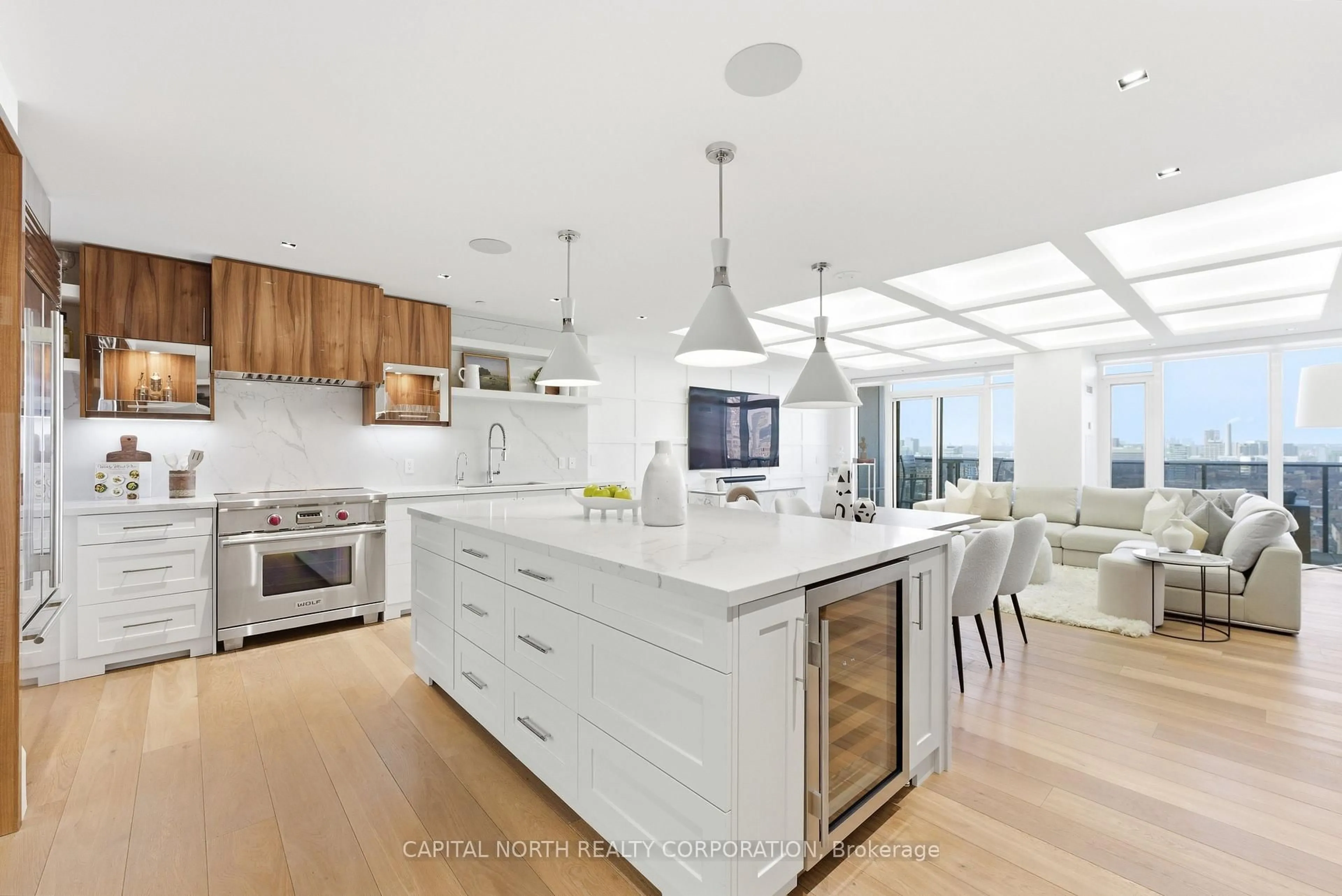 Open concept kitchen, unknown for 330 Richmond St #2603, Toronto Ontario M5V 0M4