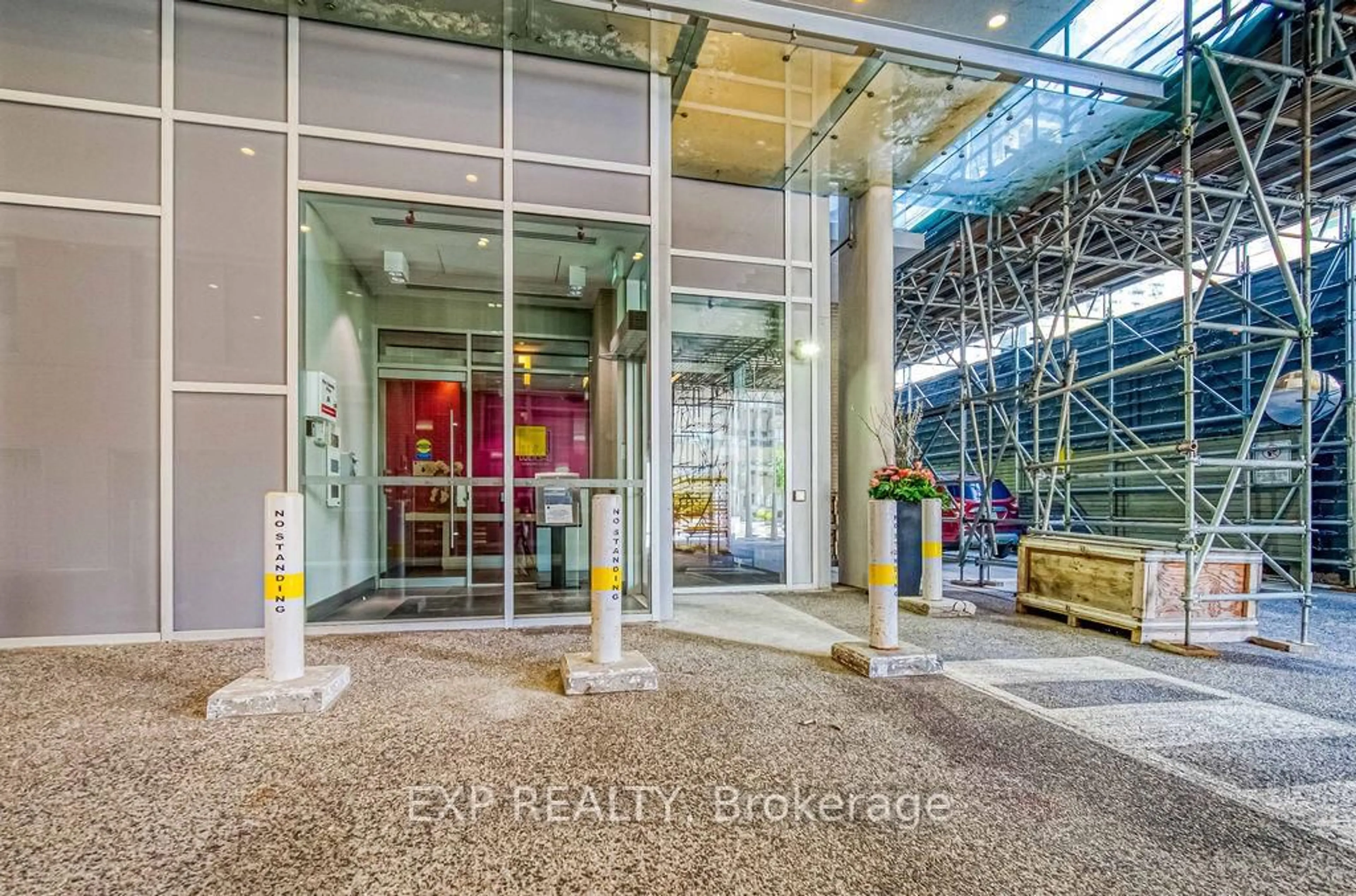 Unknown for 68 Merton St #805, Toronto Ontario M4S 1A1