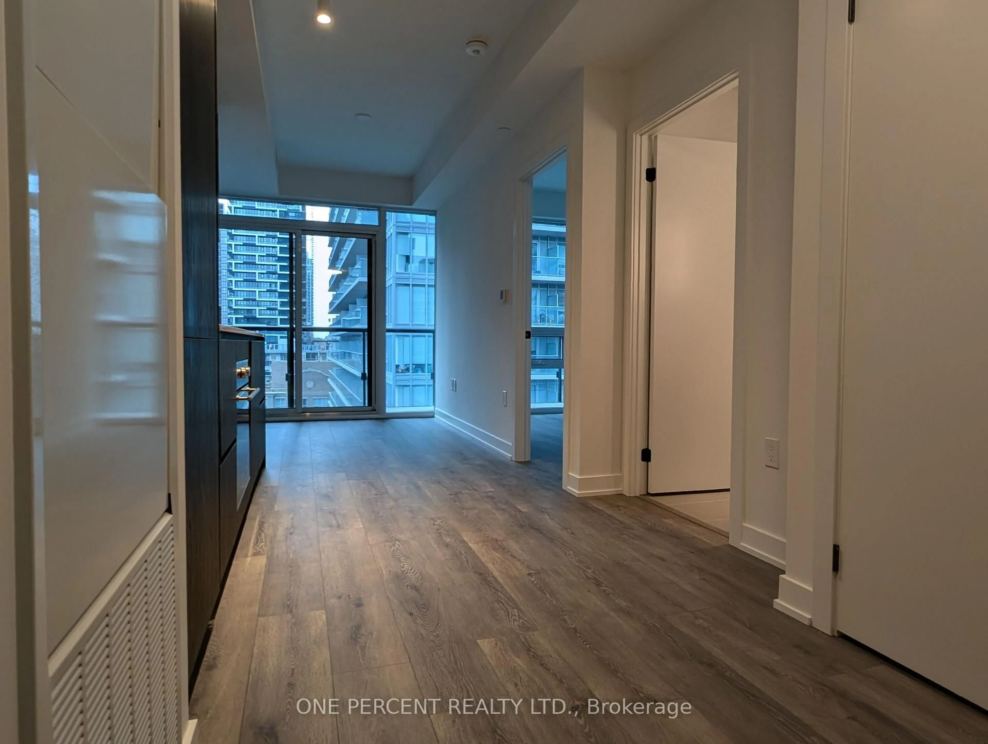 Unknown for 127 Broadway Ave #1104, Toronto Ontario M4P 1V4