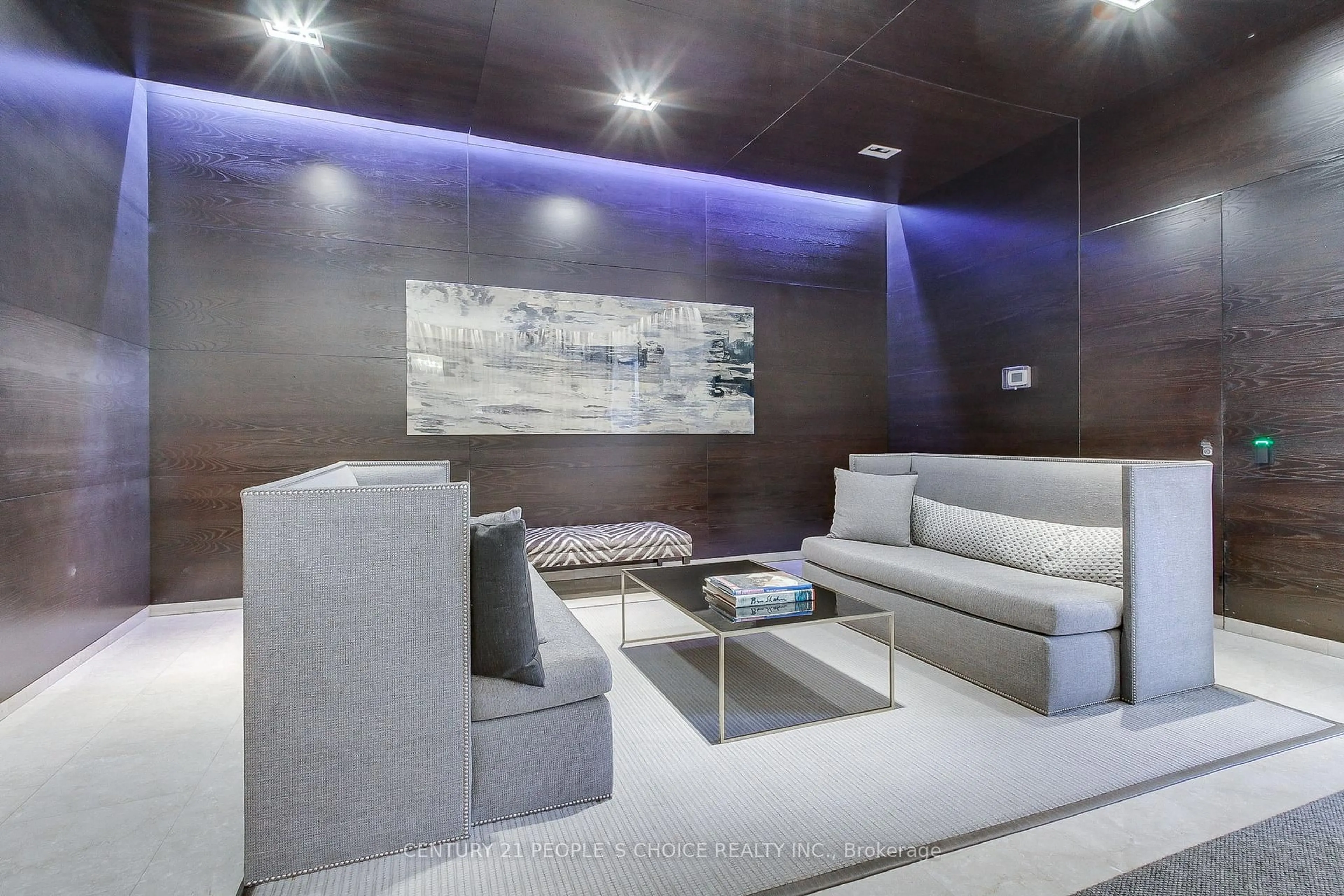 Unknown for 99 Avenue Rd #706, Toronto Ontario M5R 2G5