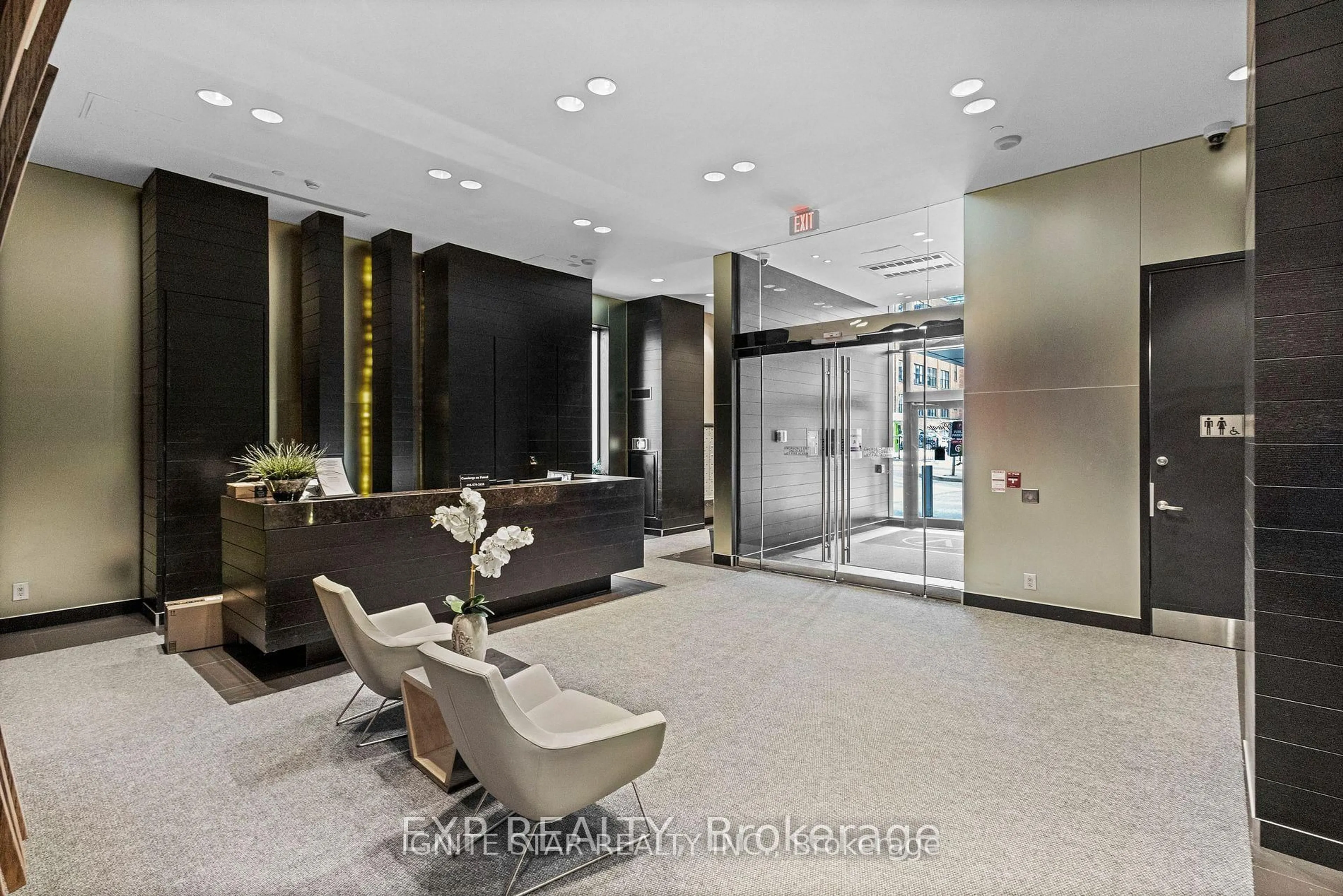 Lobby for 478 King St #209, Toronto Ontario M5V 0A8